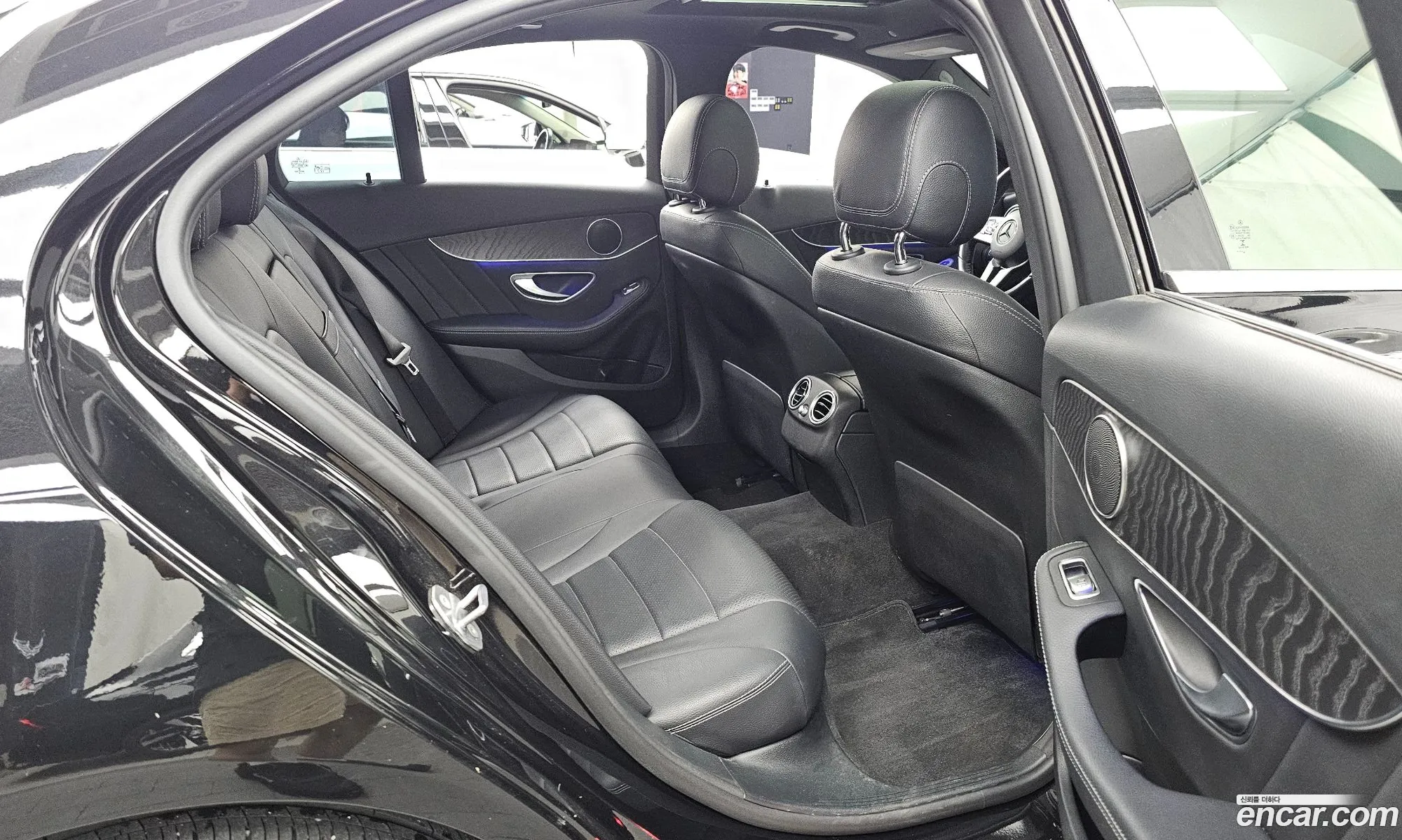Mercedes-Benz C-Class W205 2019 — 20