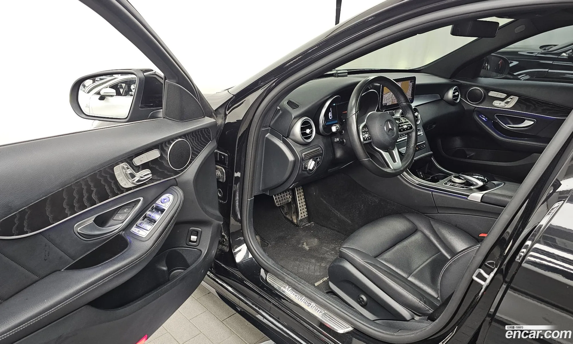 Mercedes-Benz C-Class W205 2019 — 26