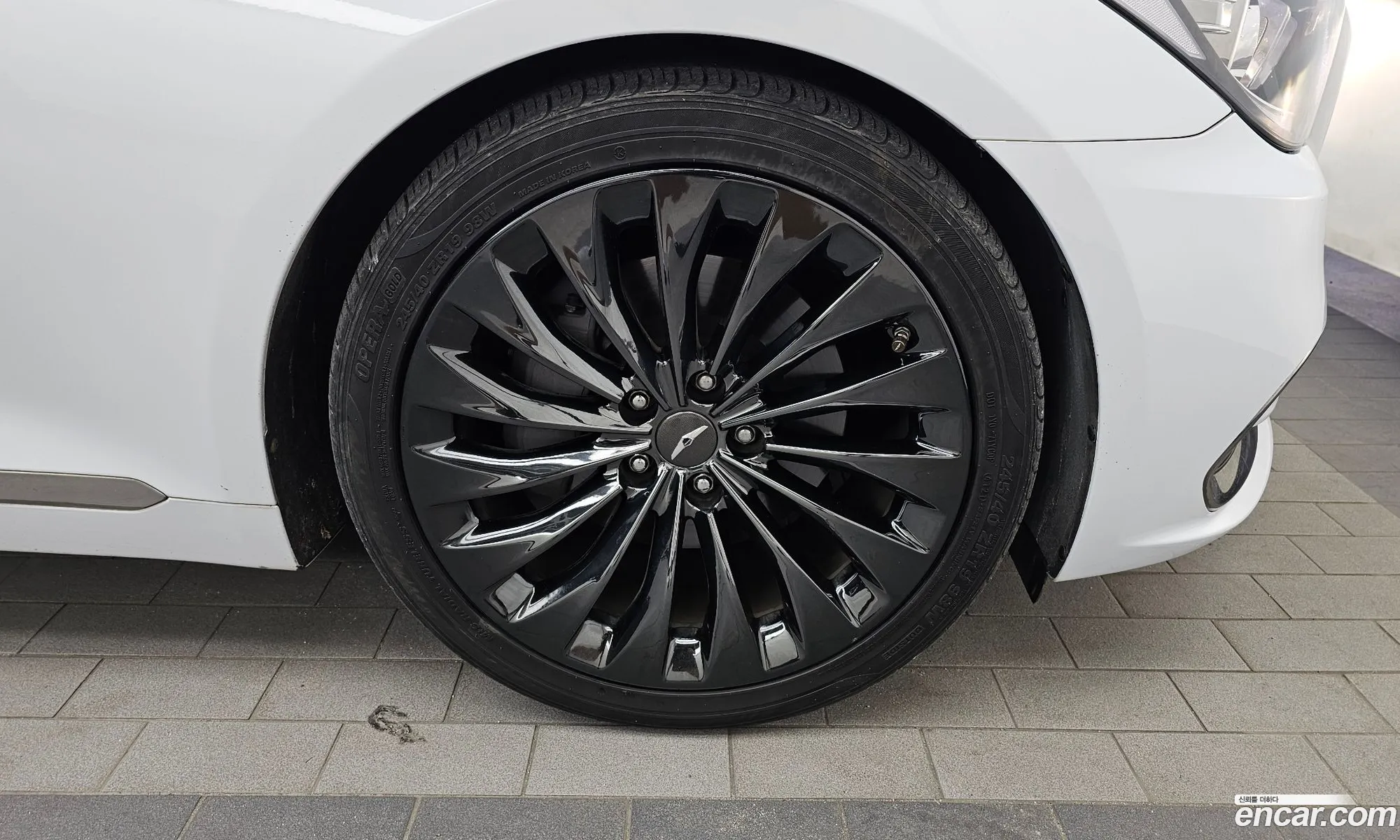 Genesis G80 2018 KMHGL412DJU279406 — 14