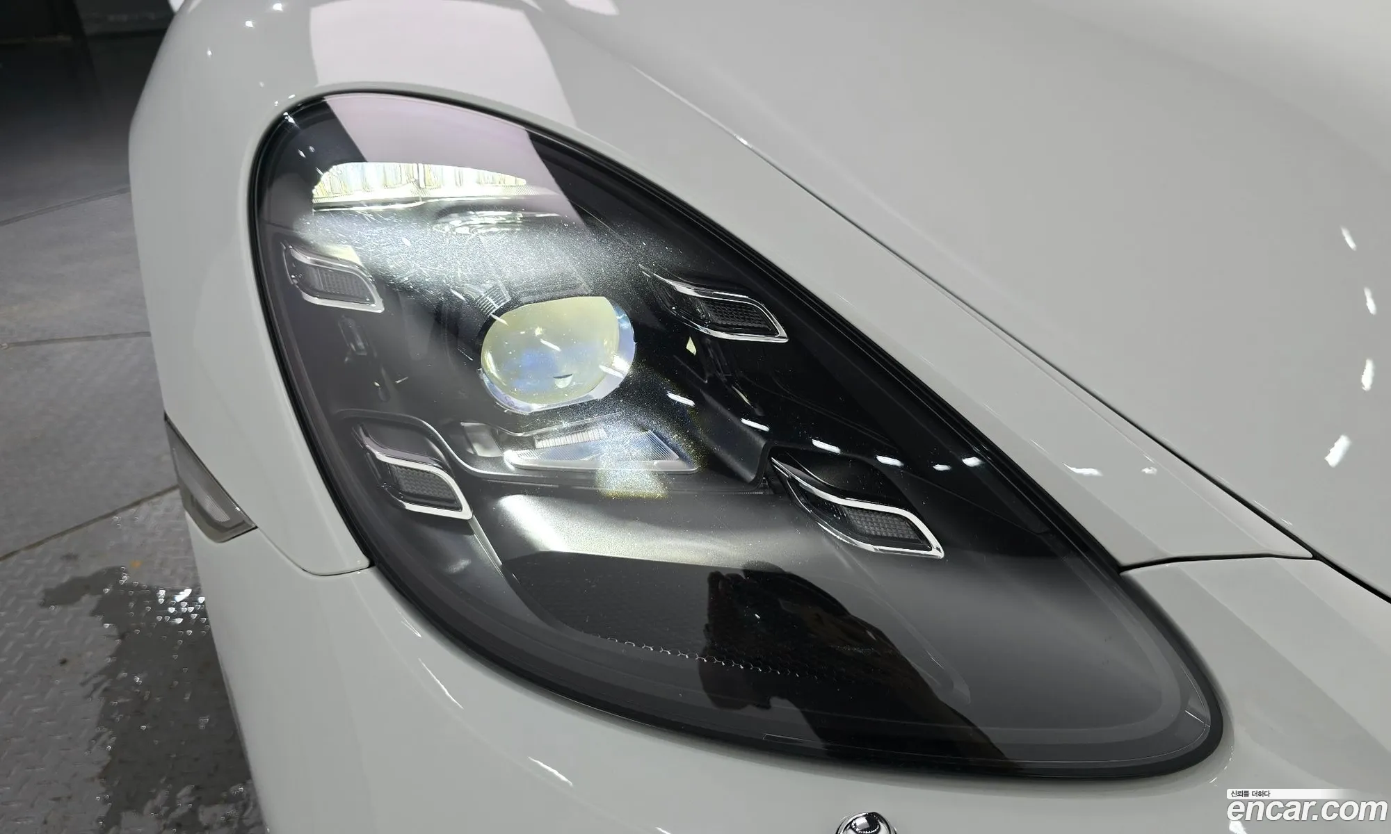 Porsche 718 Cayman