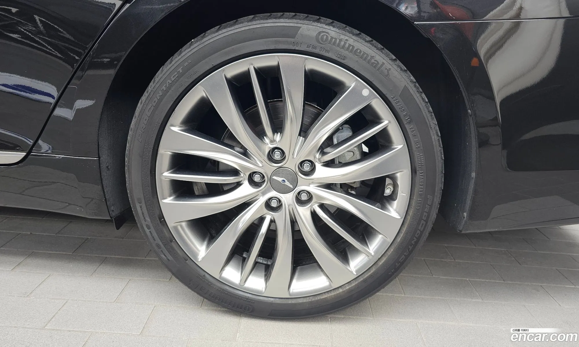 Genesis G80 2017 KMHGM41DBHU232088 — 25