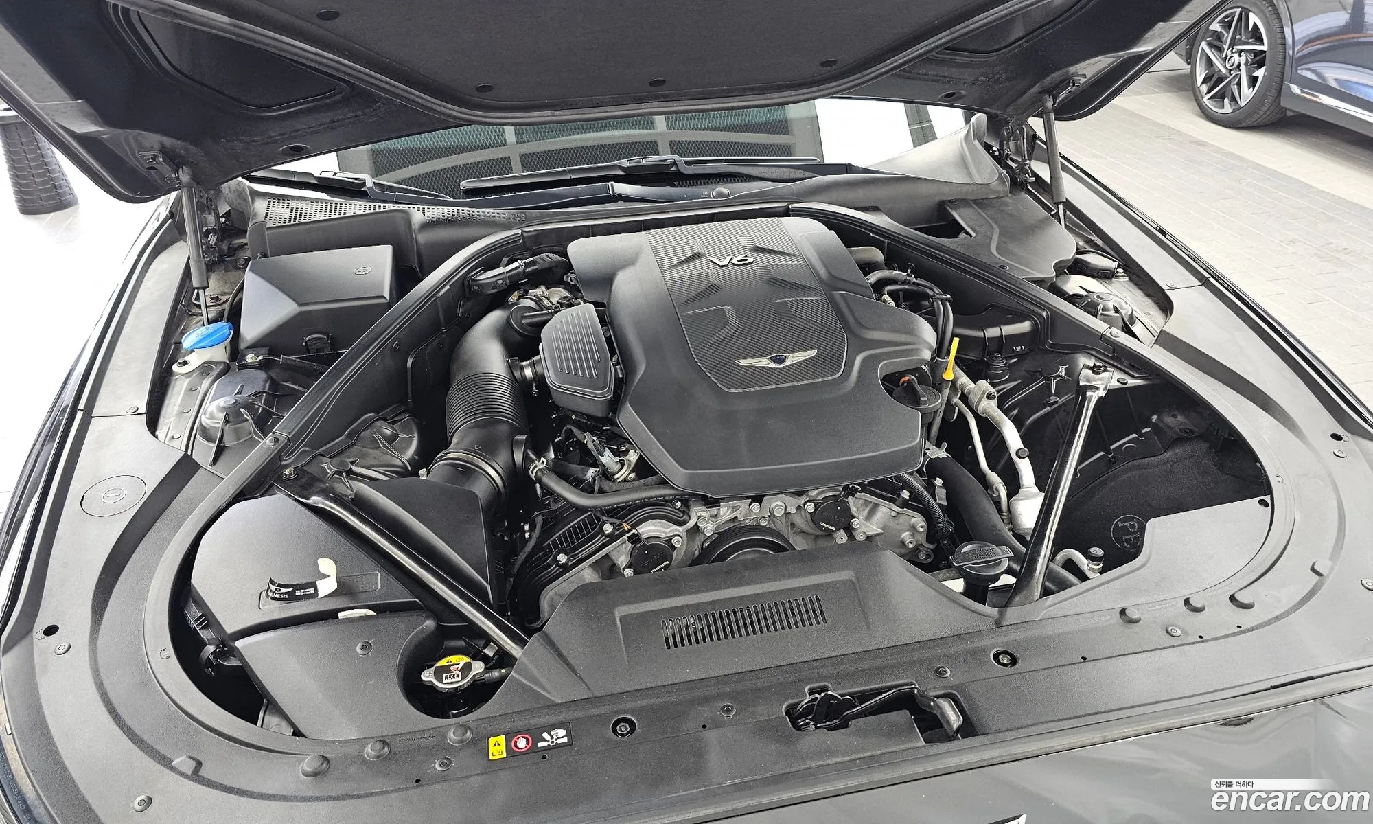Genesis G80 2017 KMHGM41DBHU232088 — 4