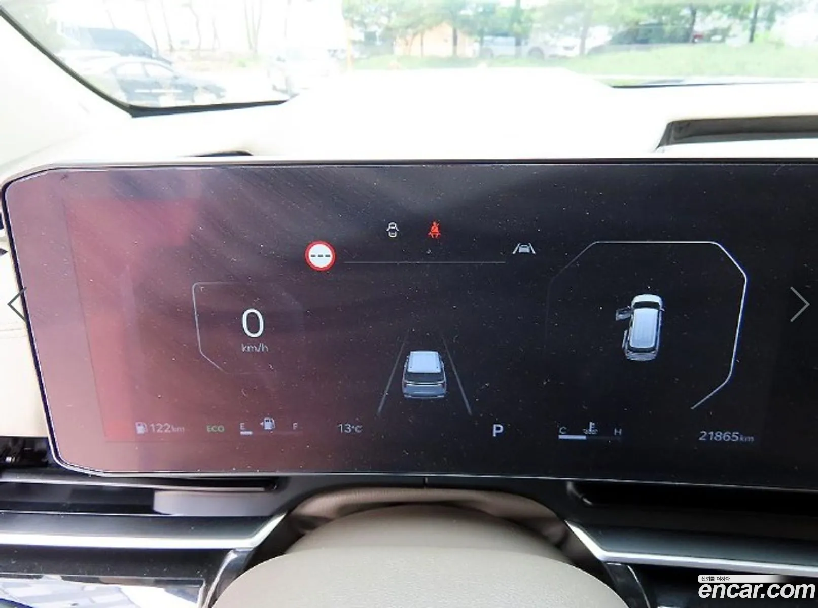 Kia Carnival 2024 — 17