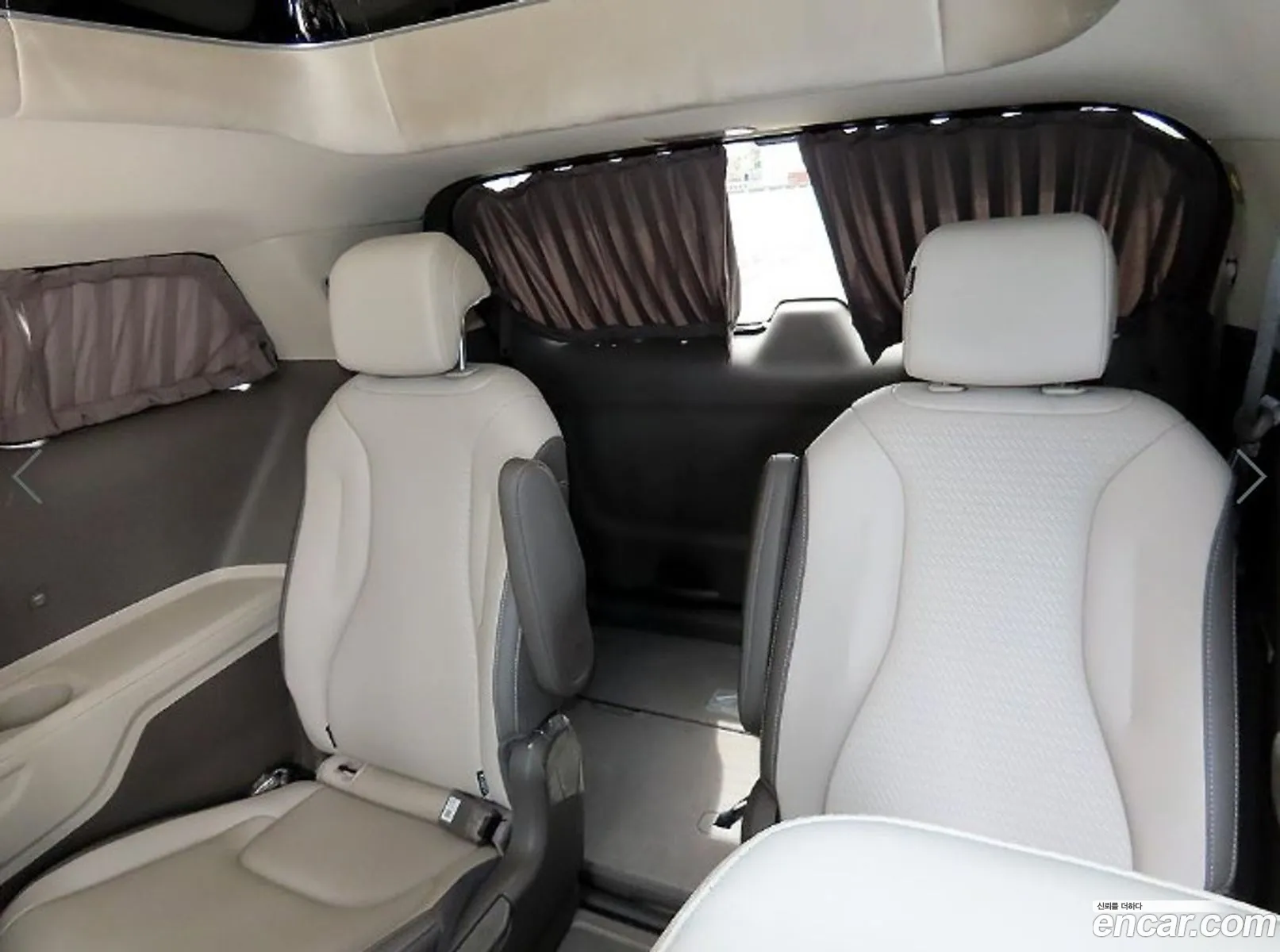 Kia Carnival 2024 — 18