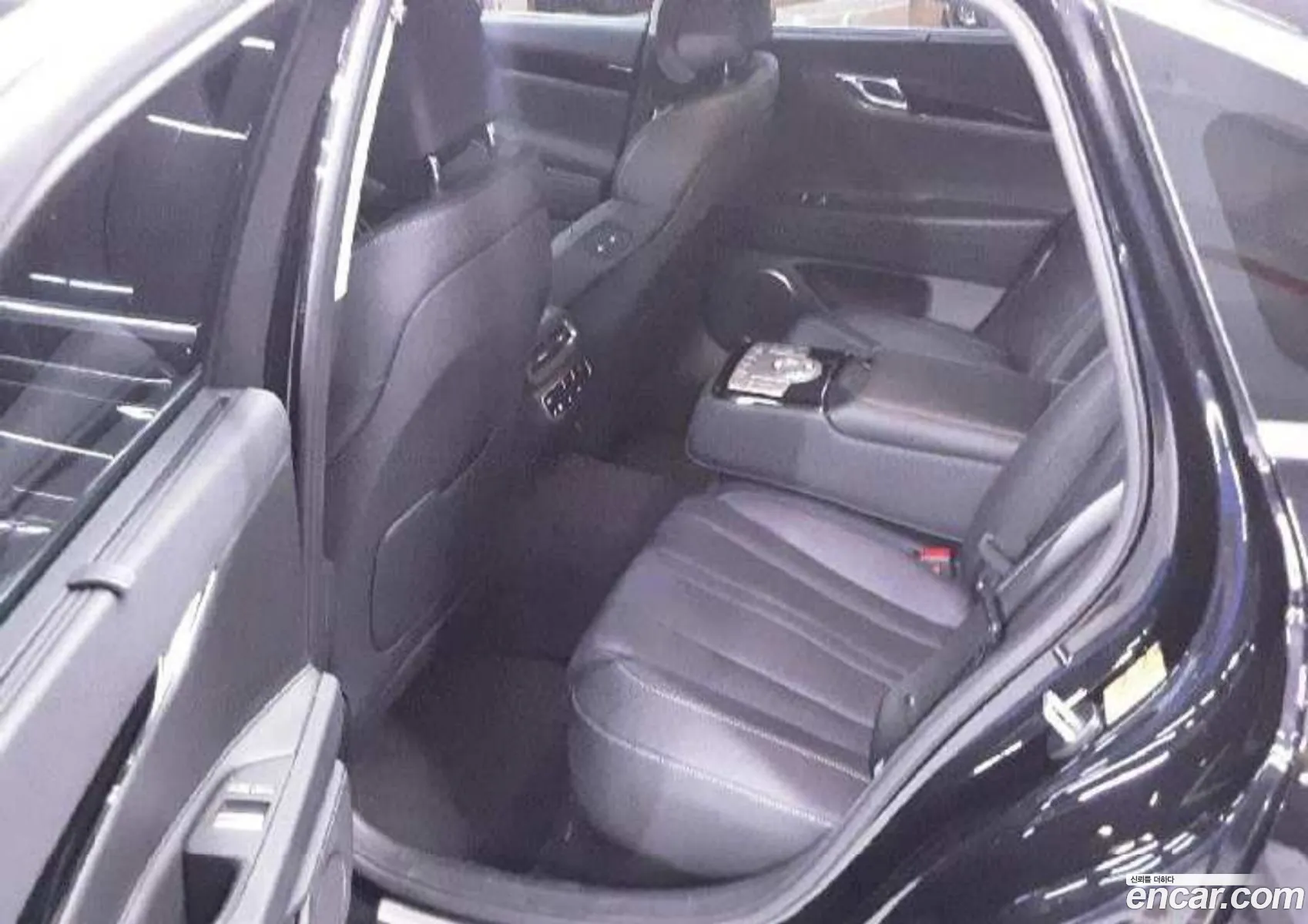 Genesis G80 2022 — 10
