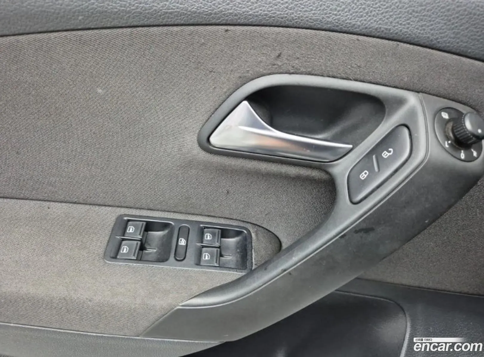 Volkswagen Polo 2014 — 9