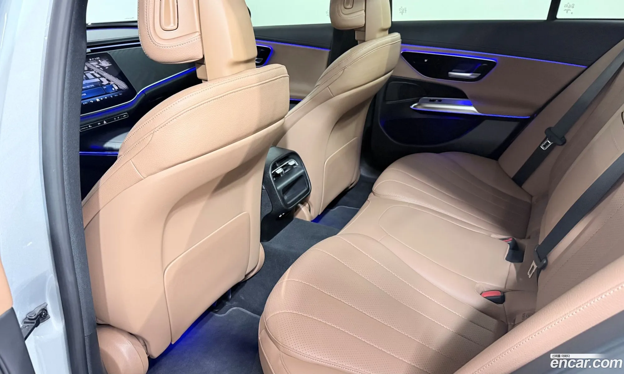 Mercedes-Benz E-Class W214 2024 — 6