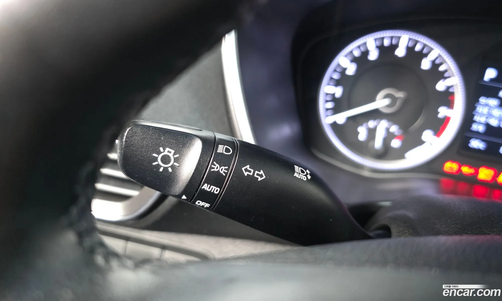 Hyundai Santa Fe TM 2019 KMHS281ABKU170111 — 4