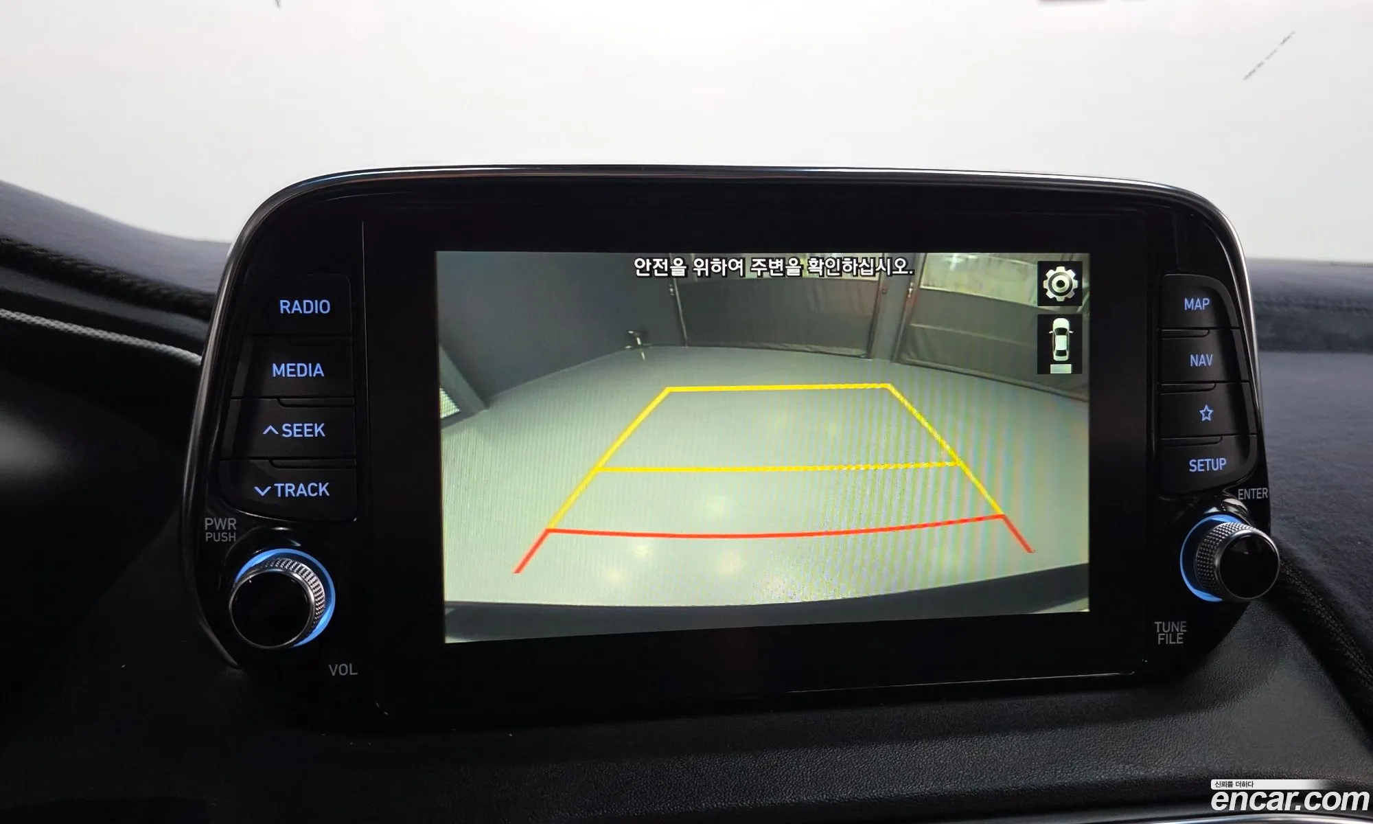 Hyundai Santa Fe TM 2019 KMHS281ABKU170111 — 21