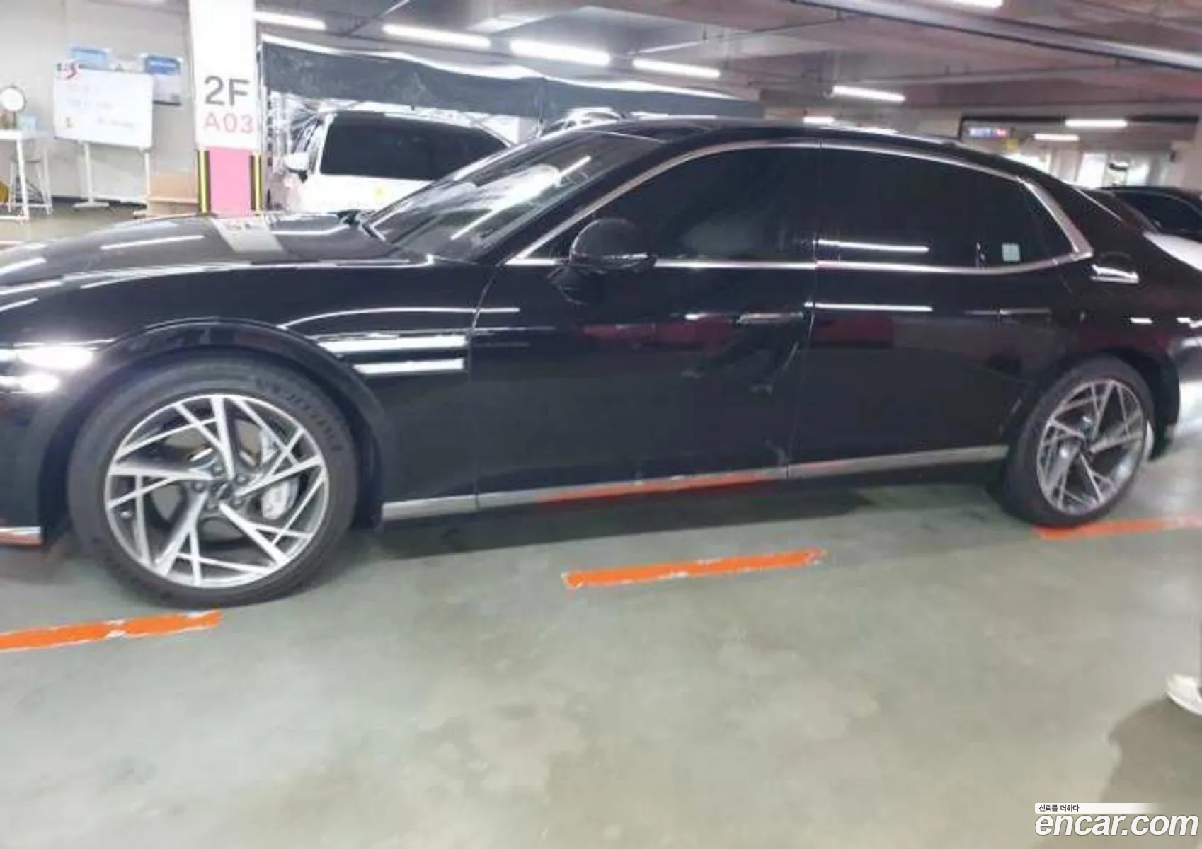 Genesis G90 2023 — 2