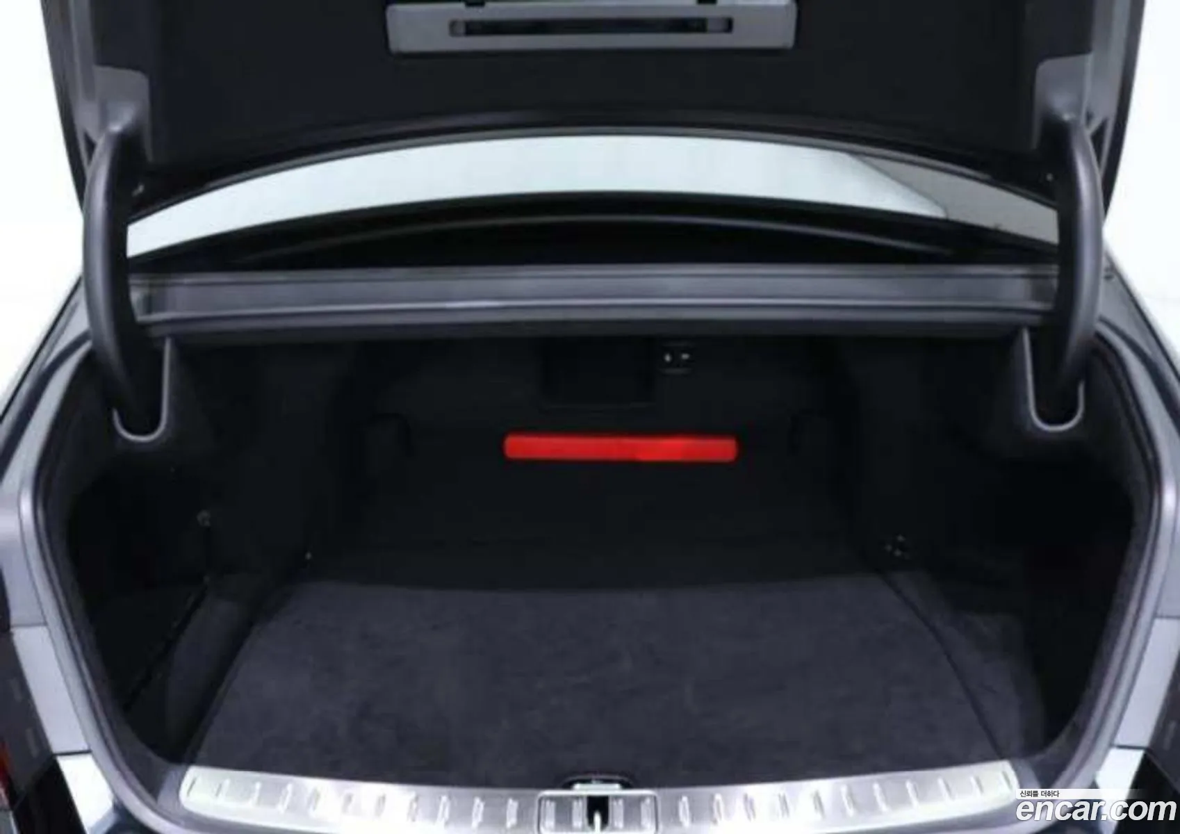 Genesis G90 2023 — 3