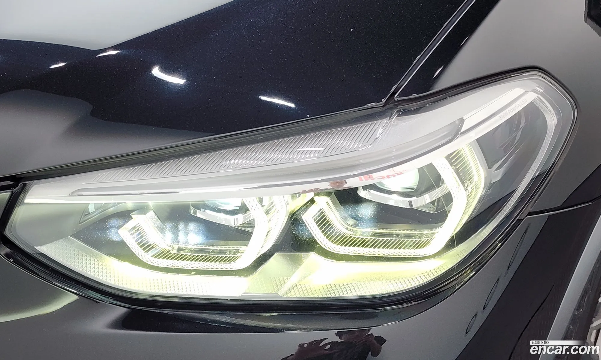 BMW X4 2020 WBAVJ9105L9B29826 — 10