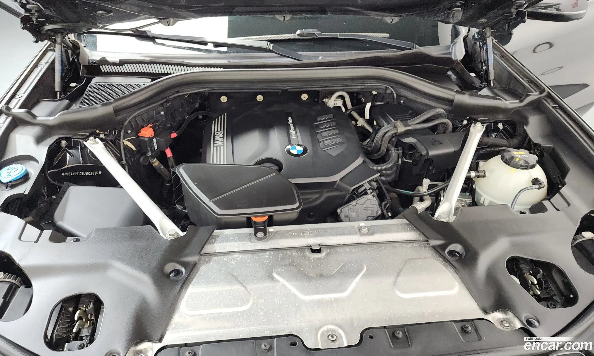 BMW X4 2020 WBAVJ9105L9B29826 — 16