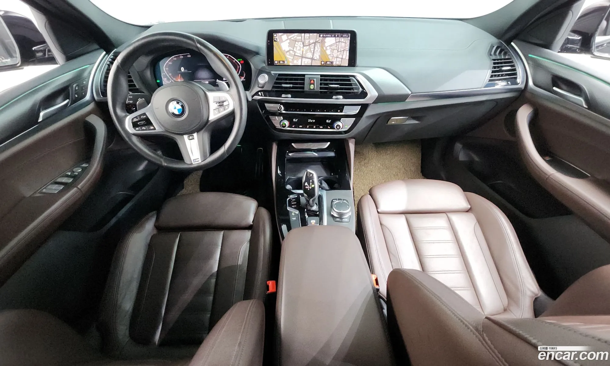 BMW X4 2020 WBAVJ9105L9B29826 — 8