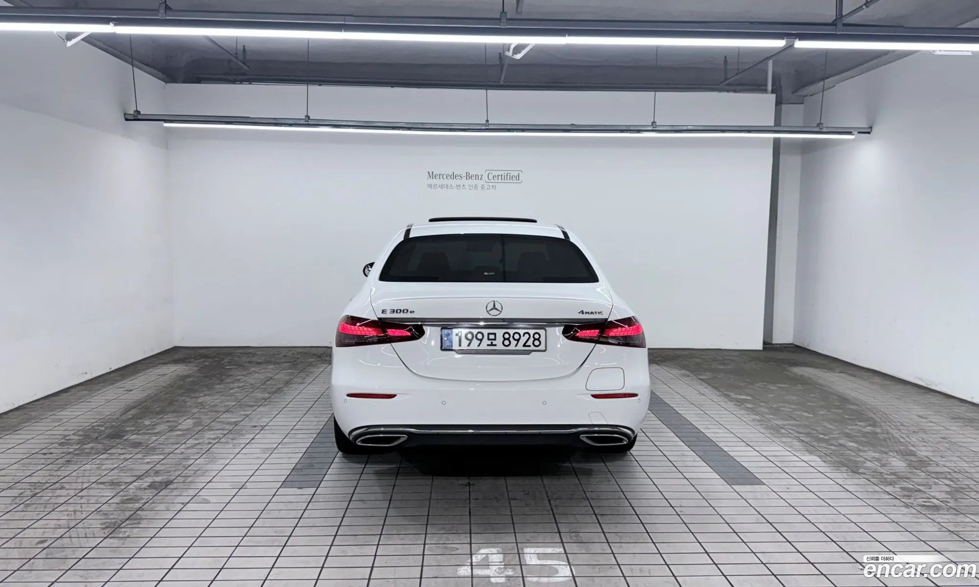 Mercedes-Benz E-Class W213 2021 — 18