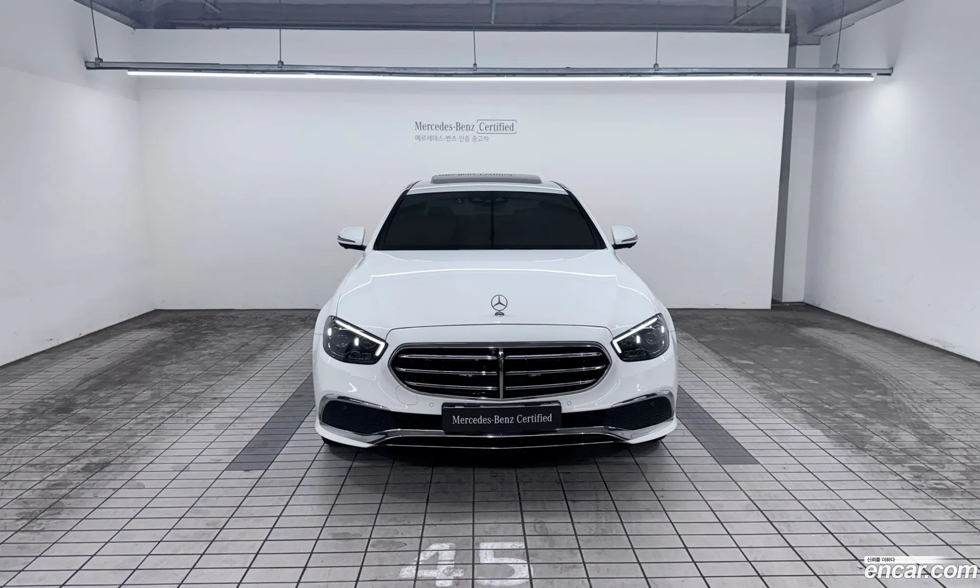 Mercedes-Benz E-Class W213 2021 — 12