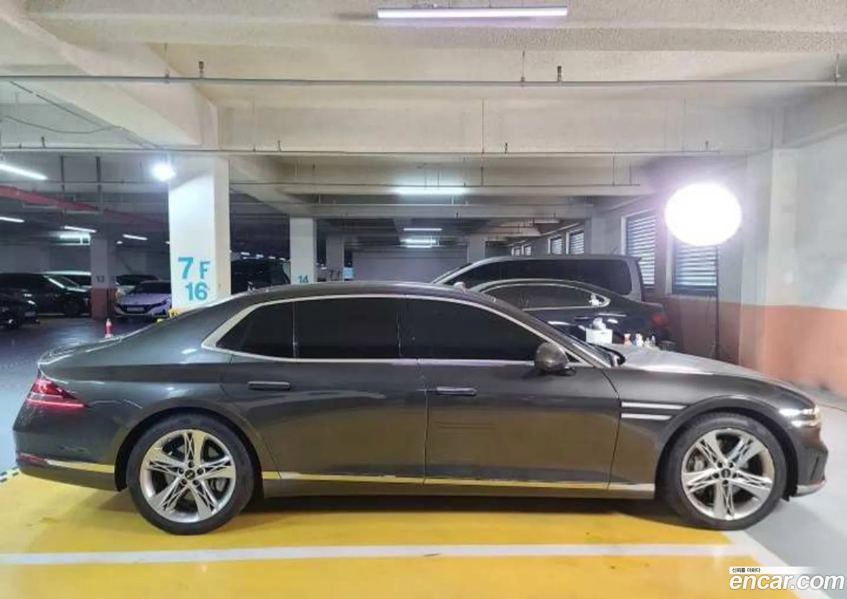 Genesis G90 2023 — 6