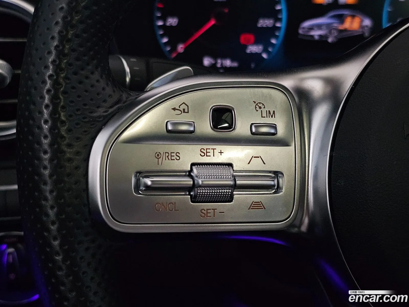 Mercedes-Benz C-Class W205 2023 — 9
