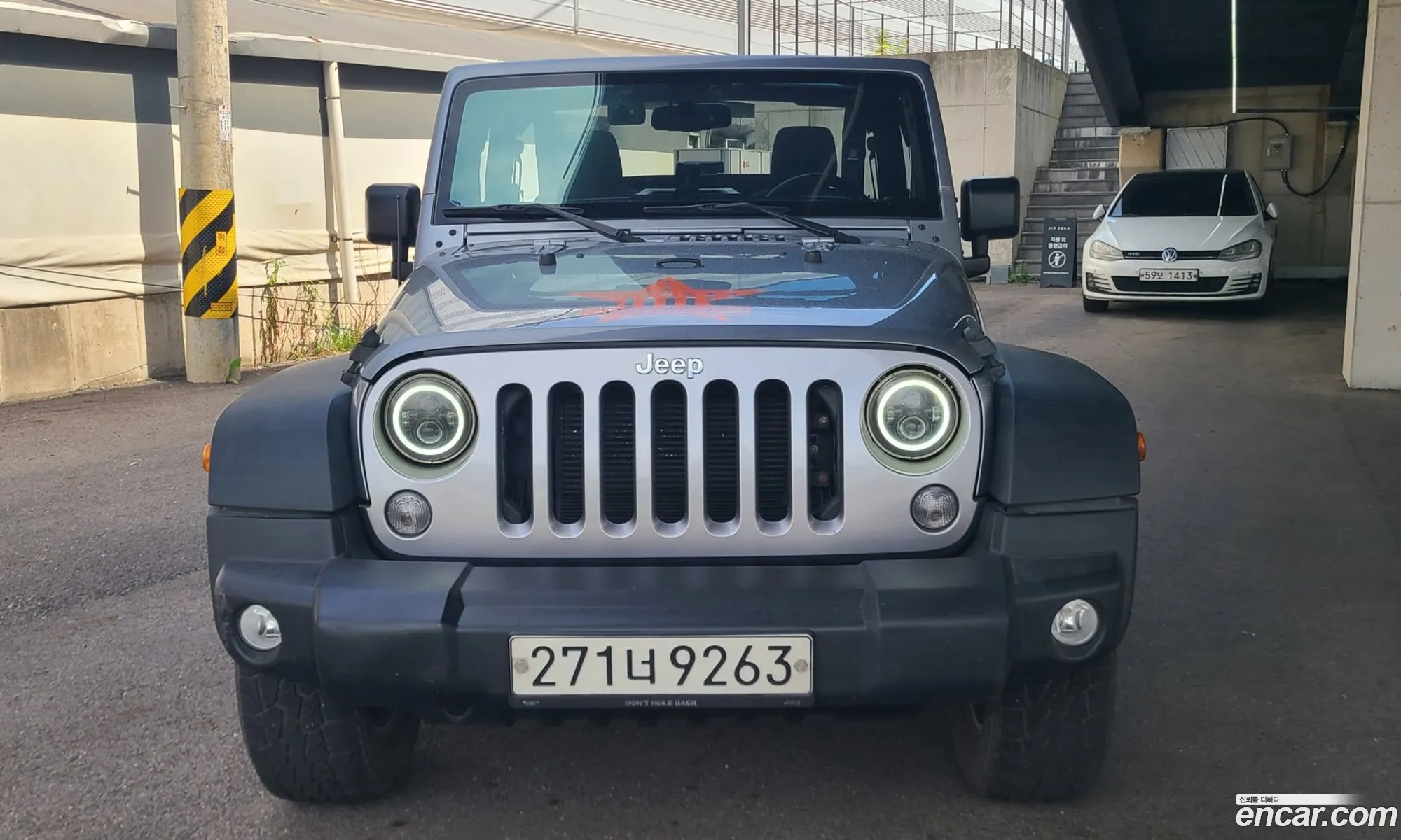 Jeep Wrangler 2017 — 17