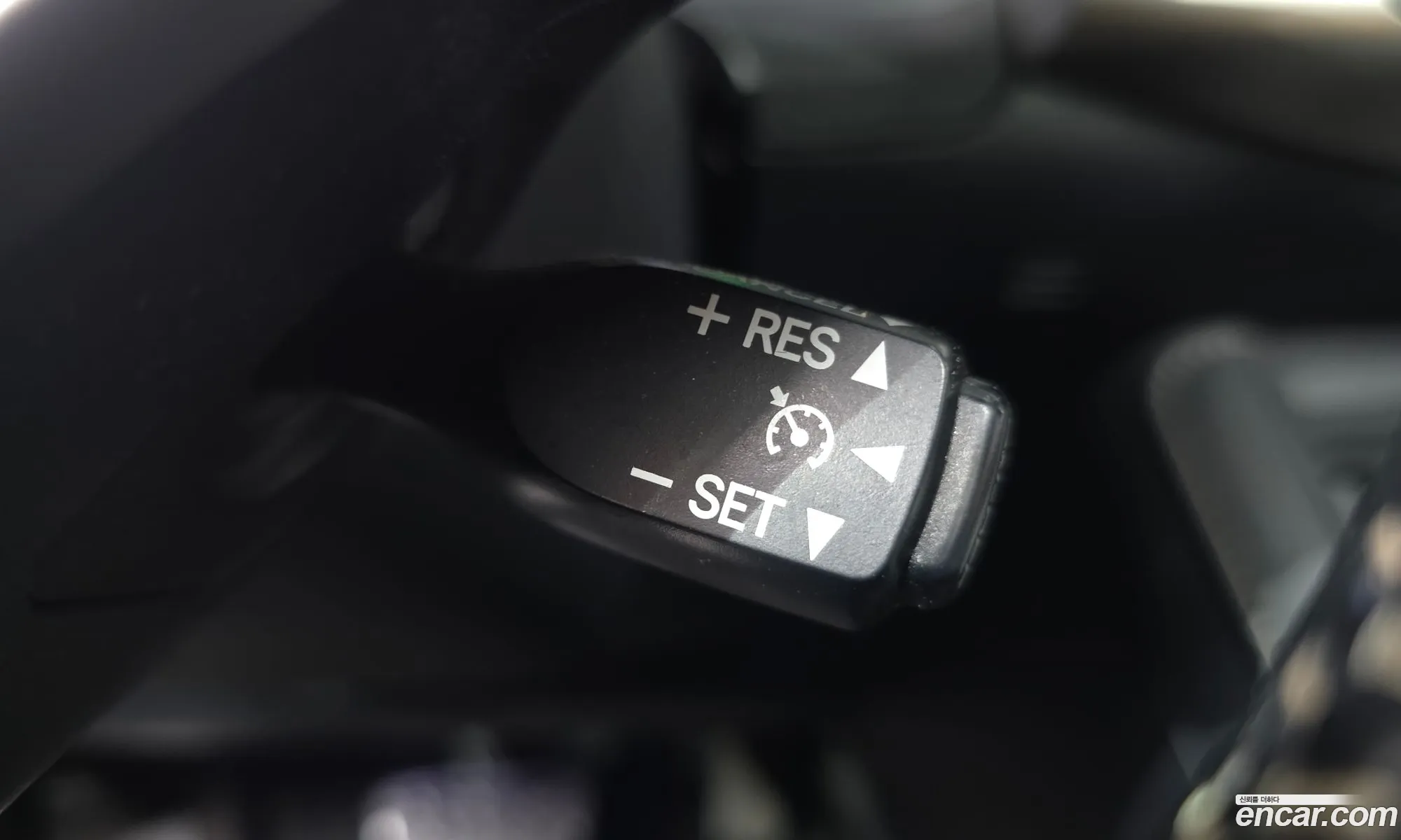 Lexus CT200h 2016 JTHKD5BH5G2274062 — 15