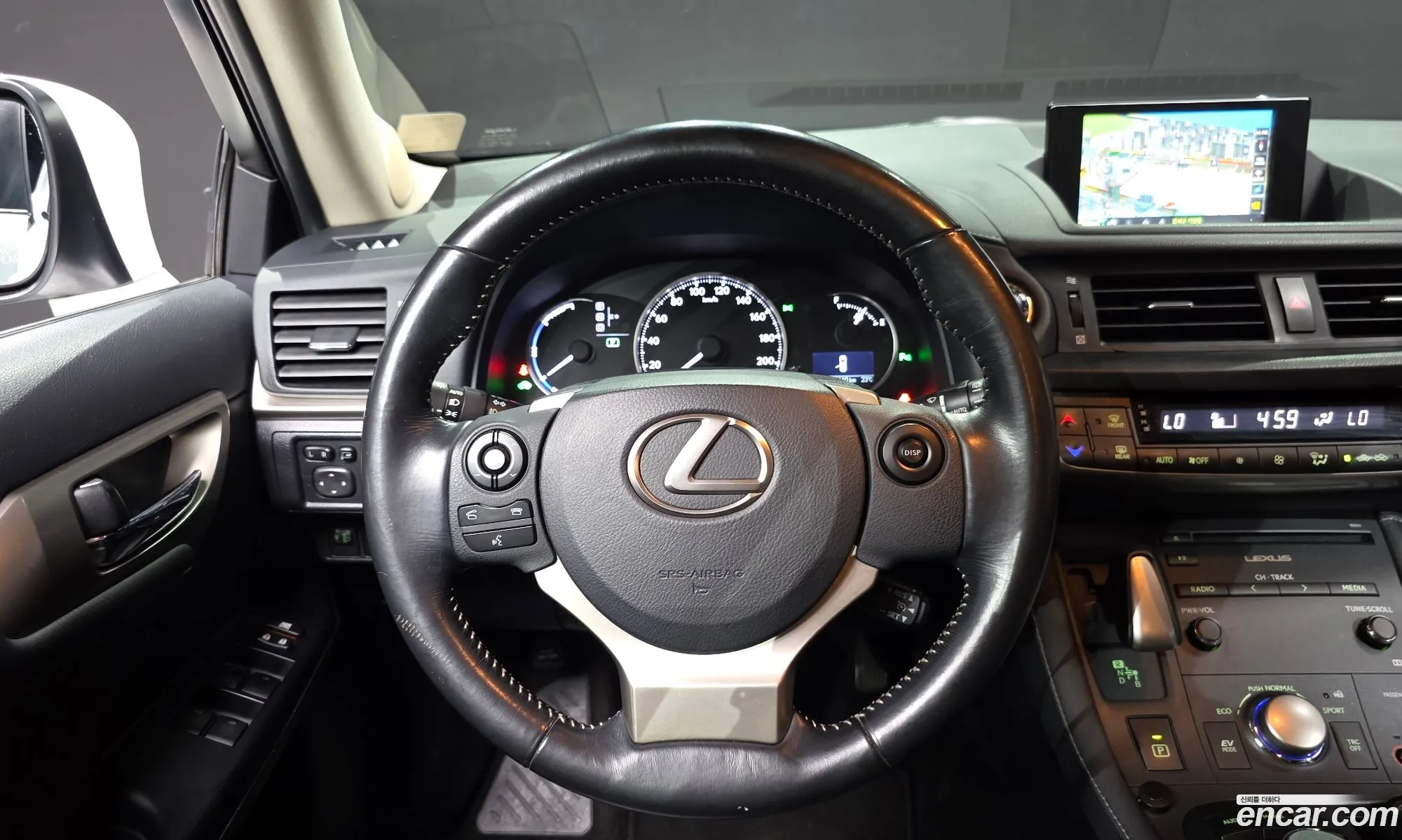 Lexus CT200h