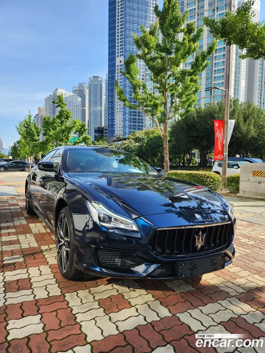 Maserati Quattroporte 2023 — 4
