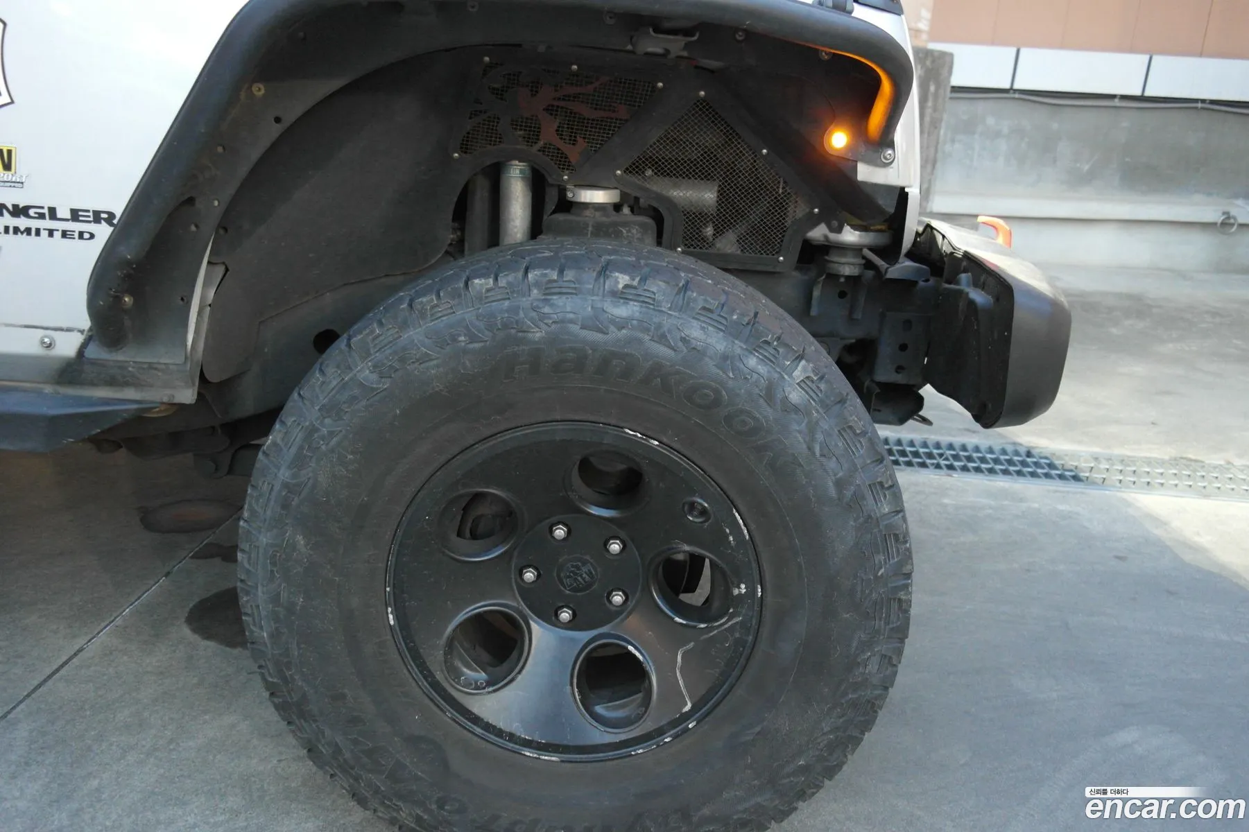 Jeep Wrangler 2009 — 12