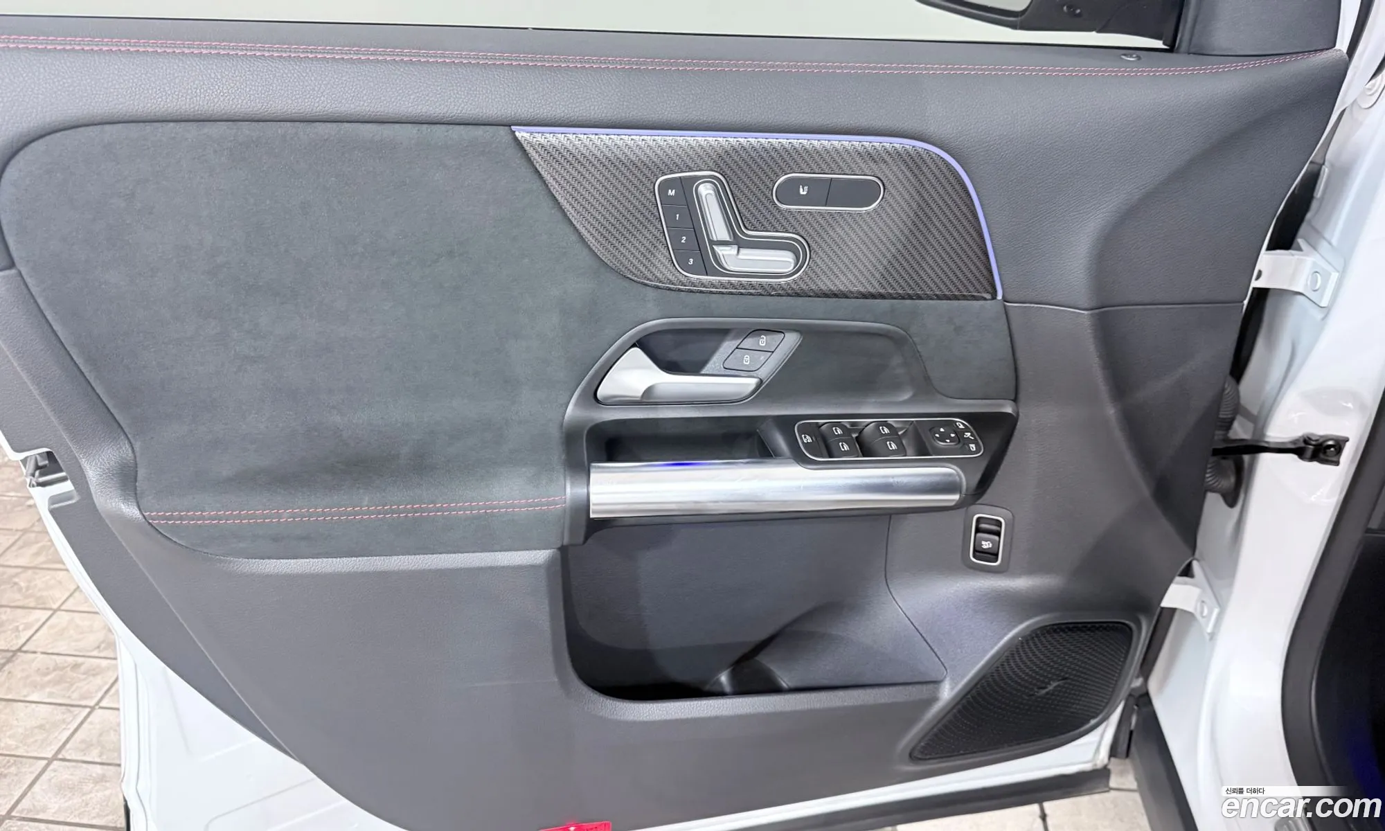 Mercedes-Benz GLA-Class H247 2022 — 10