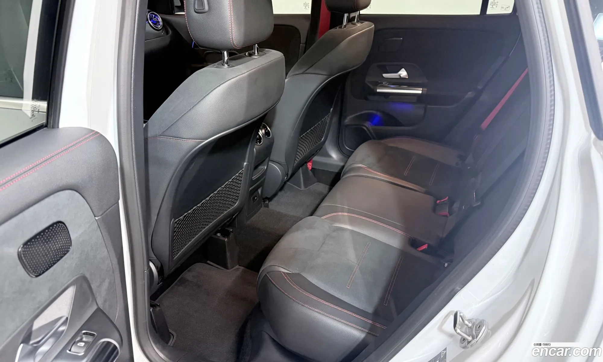 Mercedes-Benz GLA-Class H247 2022 — 4