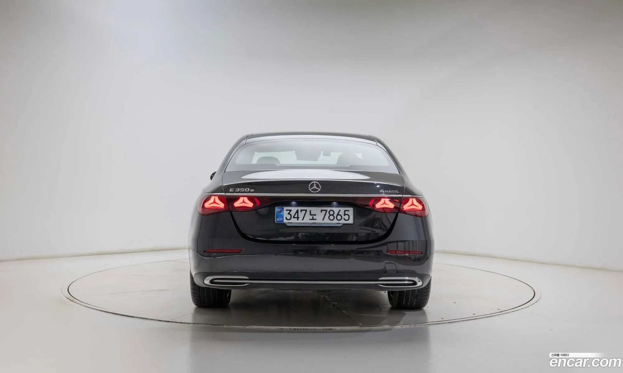 Mercedes-Benz E-Class W214 2025 — 3