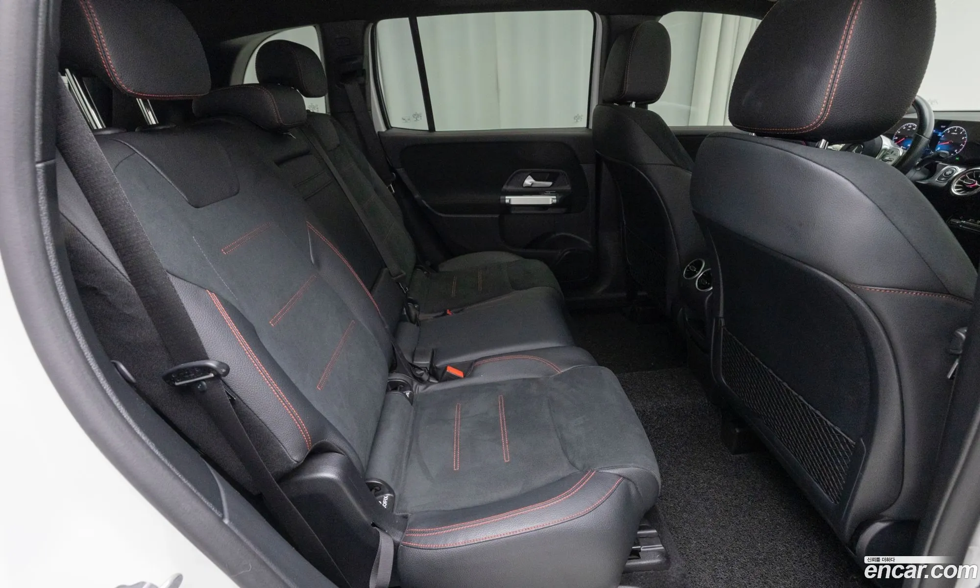 Mercedes-Benz GLB-Class X247 2023 — 17
