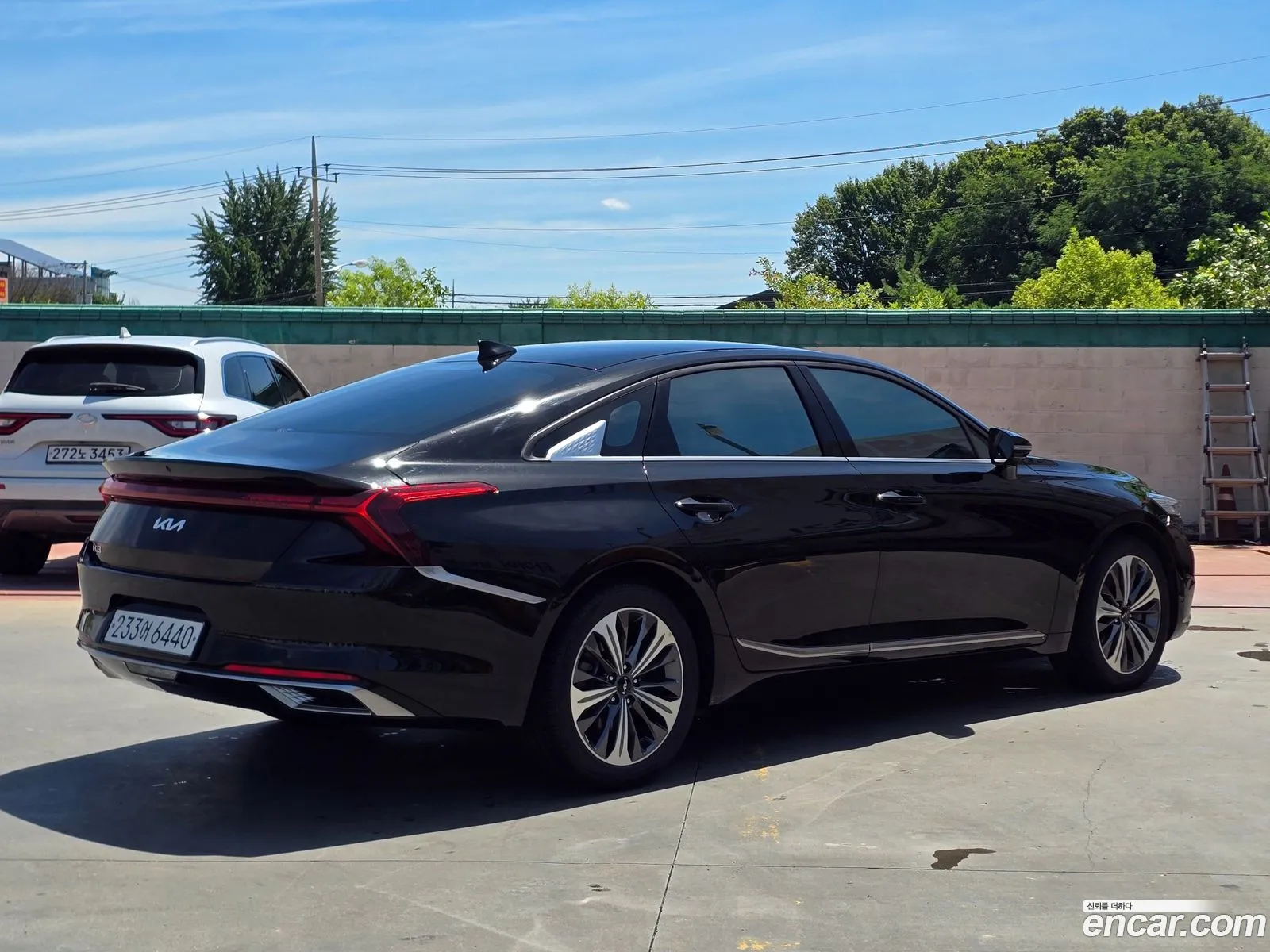 Kia K8 2022 — 8