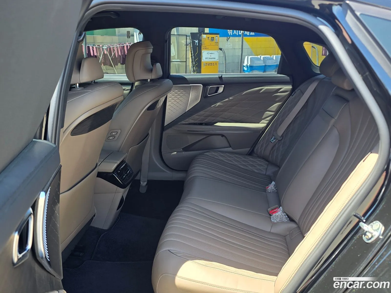 Kia K8 2022 — 9