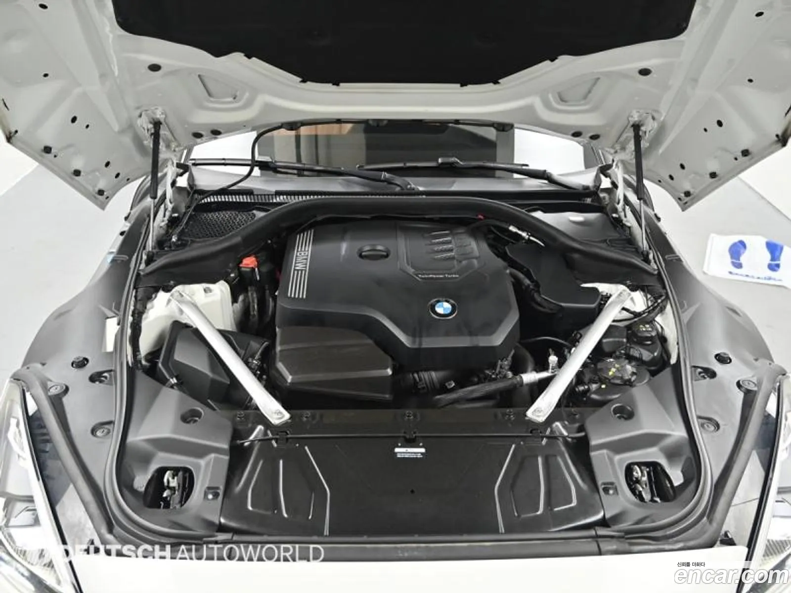 BMW Z4 2024 — 2