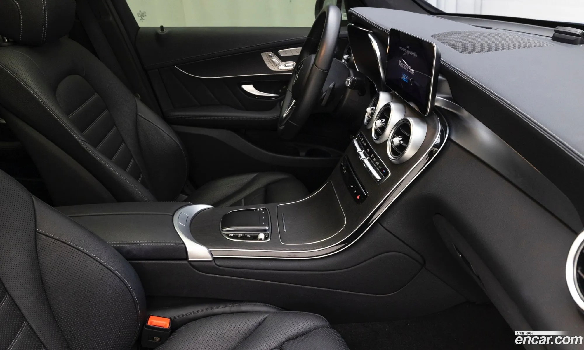 Mercedes-Benz GLC-Class X253 2022 — 7