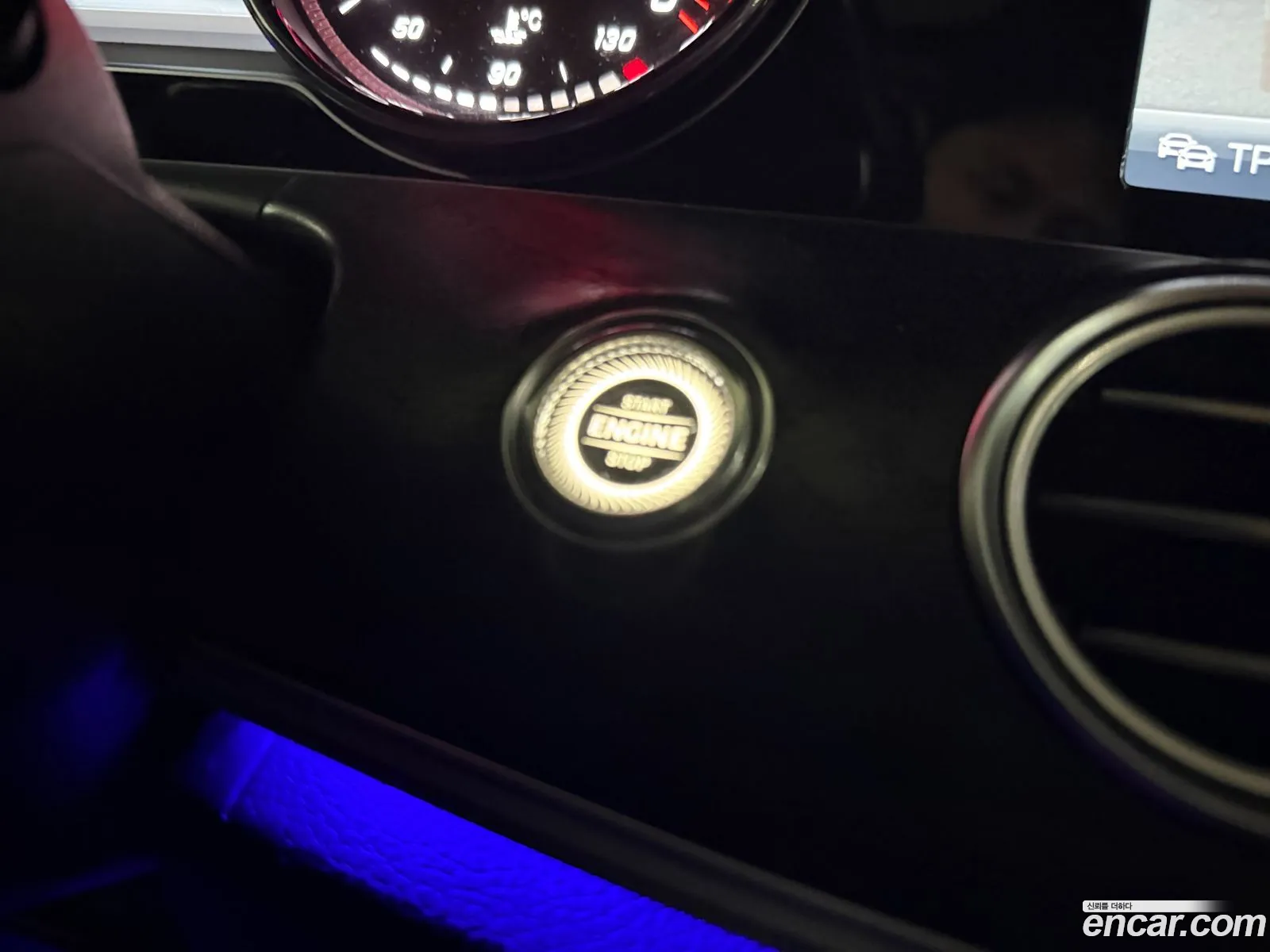 Mercedes-Benz E-Class W213 2016 — 16