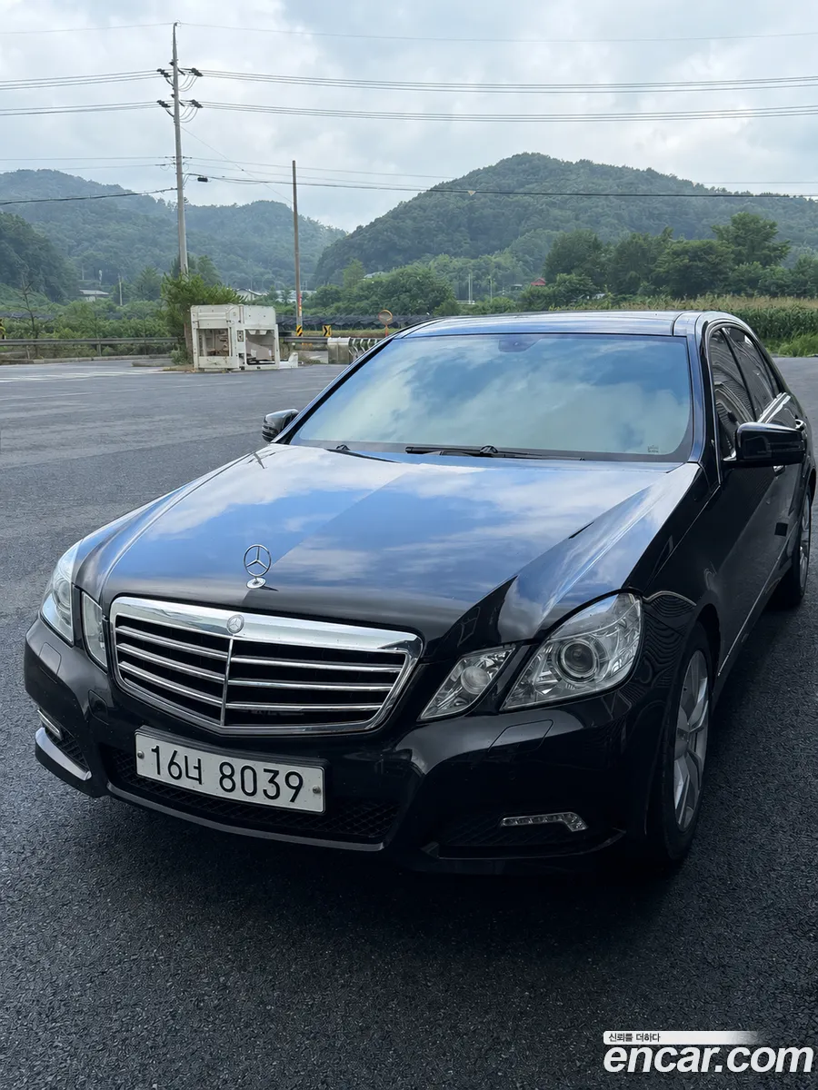 Mercedes-Benz E-Class W212 2010 — 13
