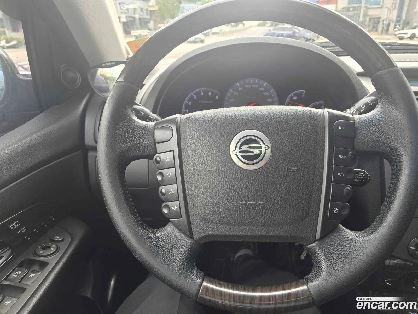KG Mobility (SsangYong) Super Rexton 2011 — 7