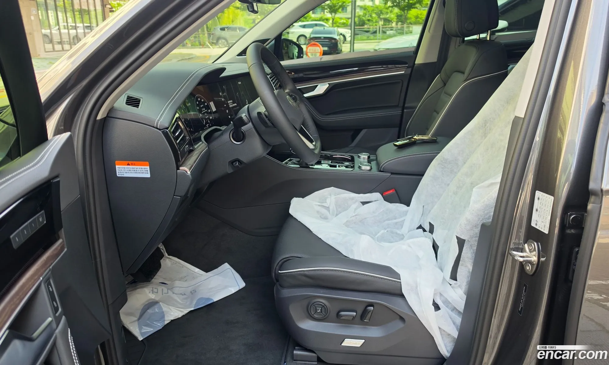 Volkswagen Touareg 2026 — 3