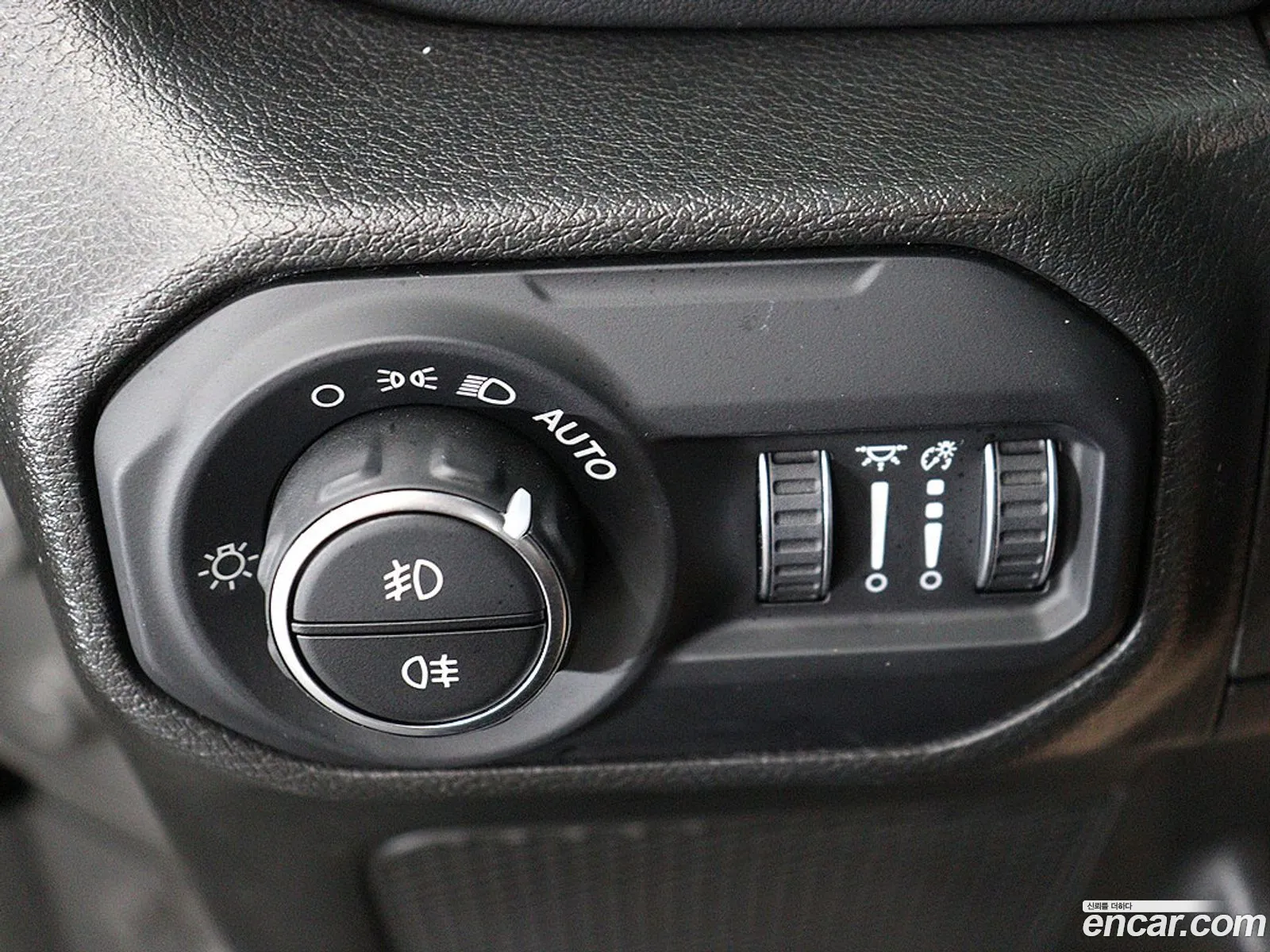 Jeep Wrangler 2023 — 5