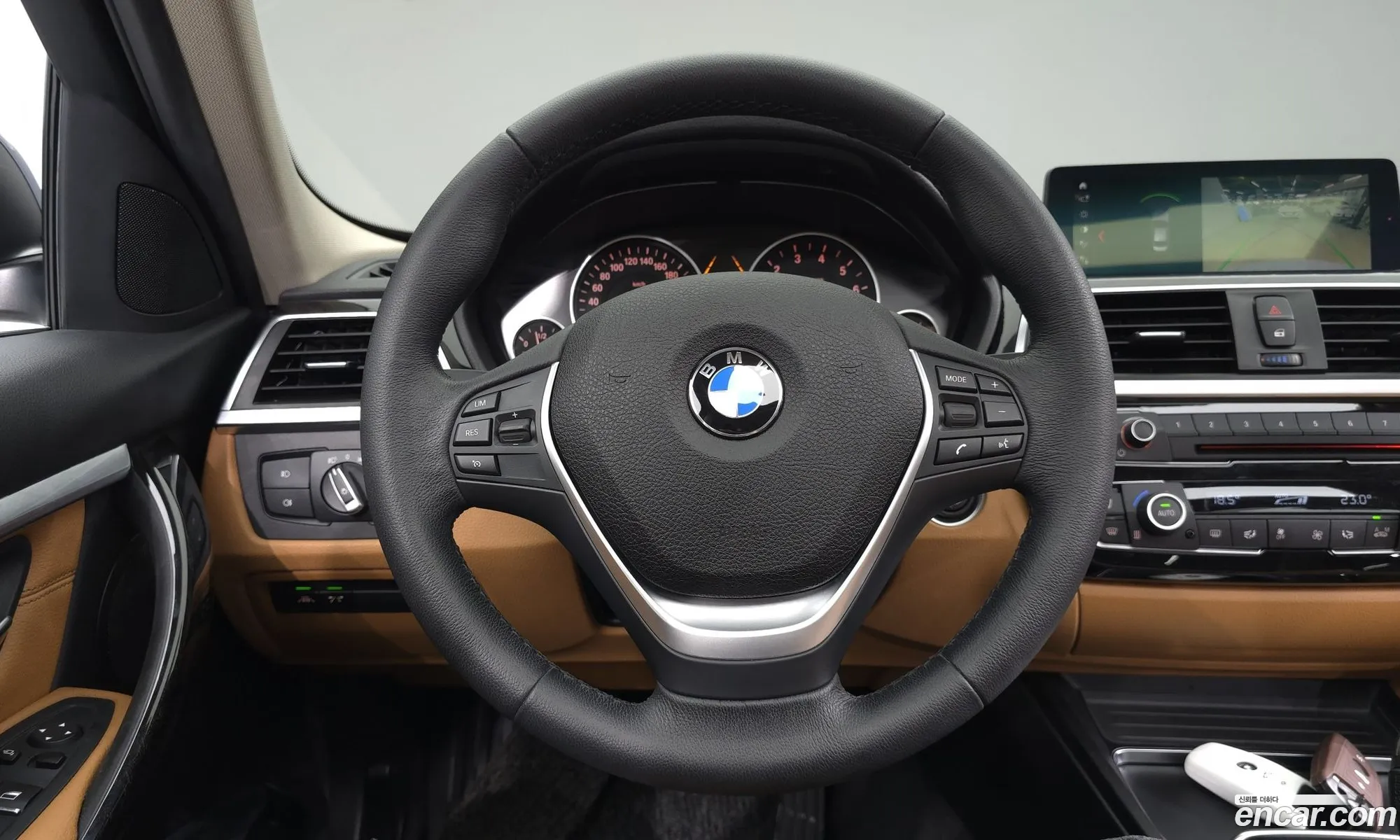 BMW 3 Series 2018 — 2