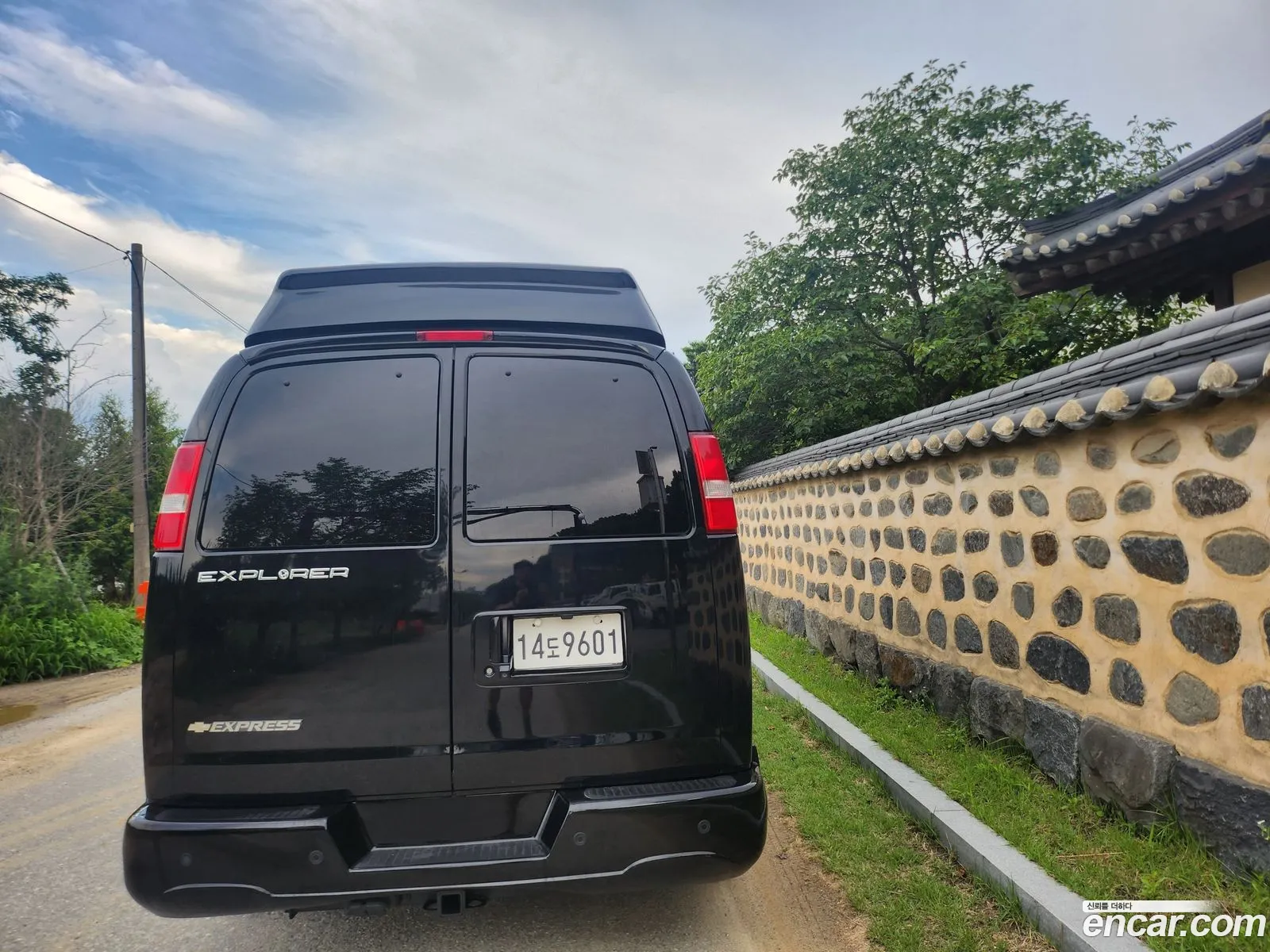 Chevrolet Express Van 2017 — 18
