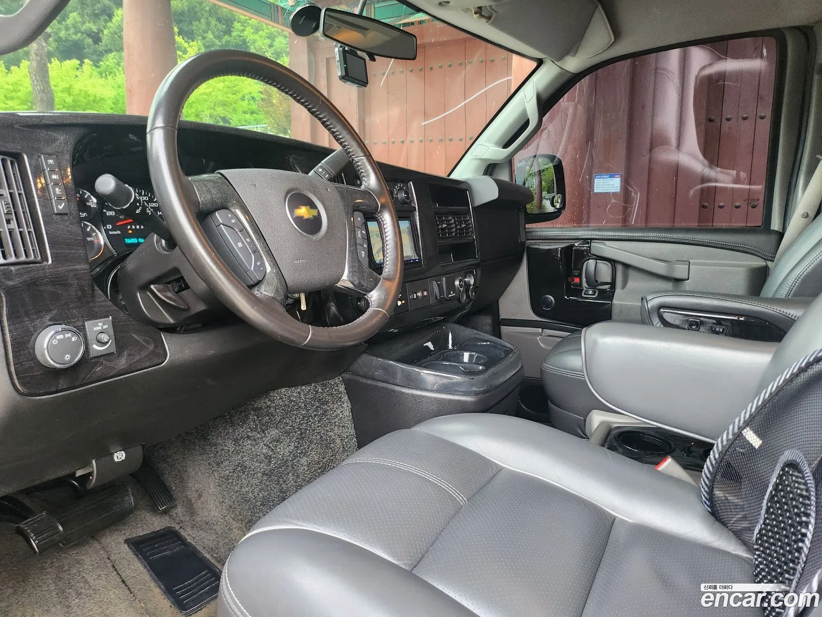 Chevrolet Express Van 2017 — 8