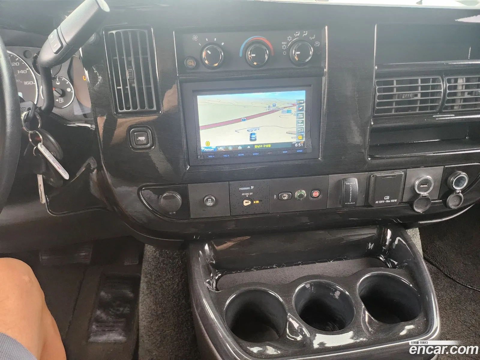 Chevrolet Express Van 2017 — 10