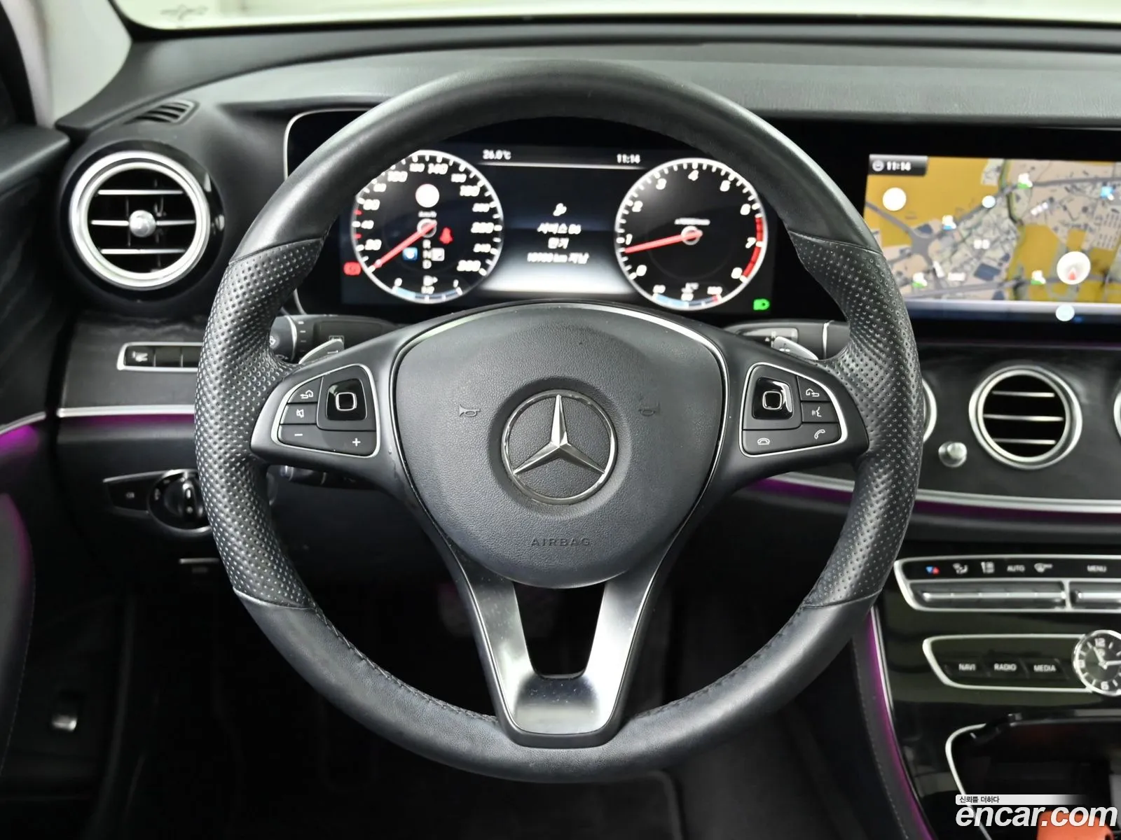 Mercedes-Benz E-Class W213 2017 — 20