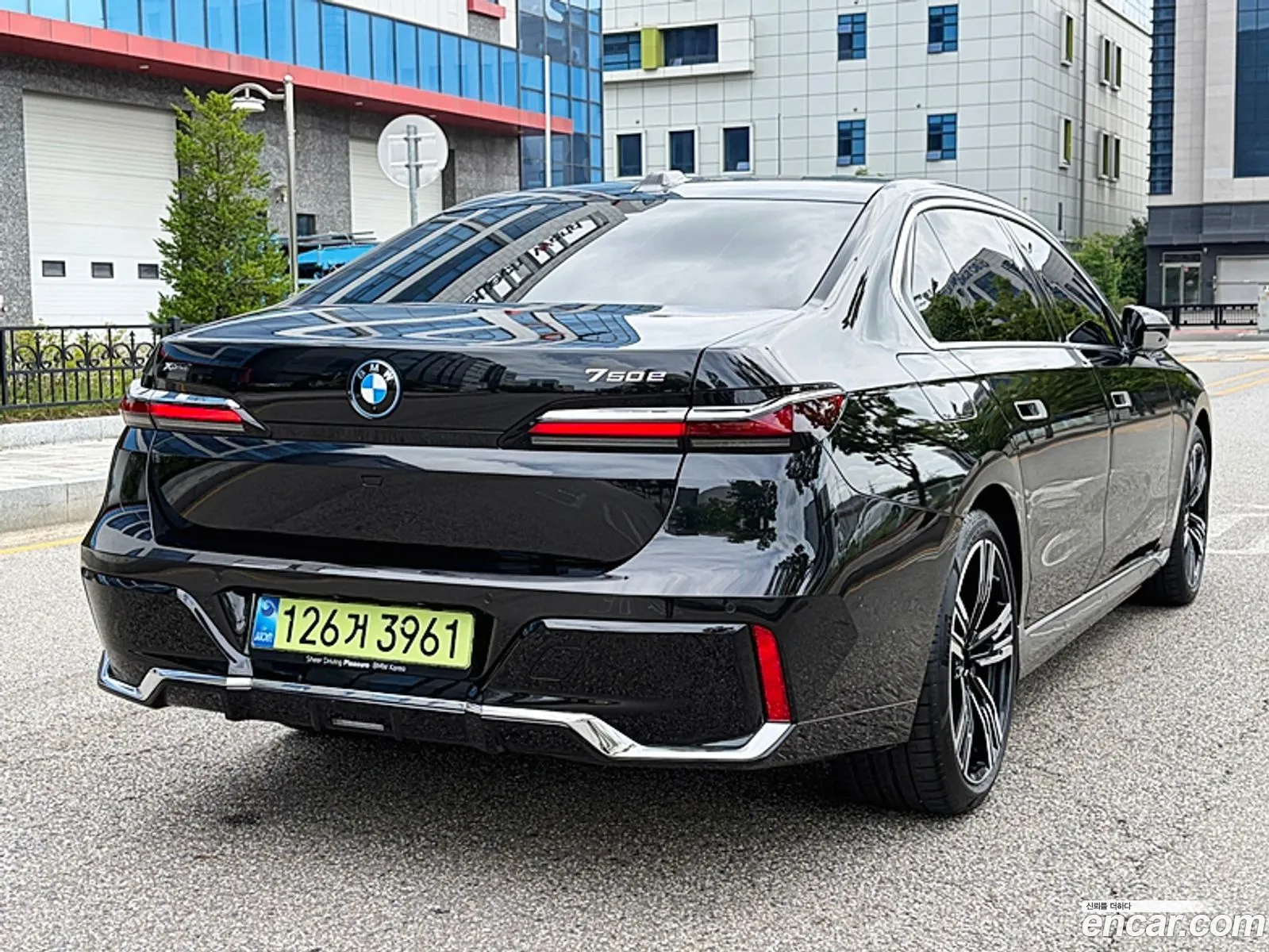 BMW 7 Series 2026 — 9