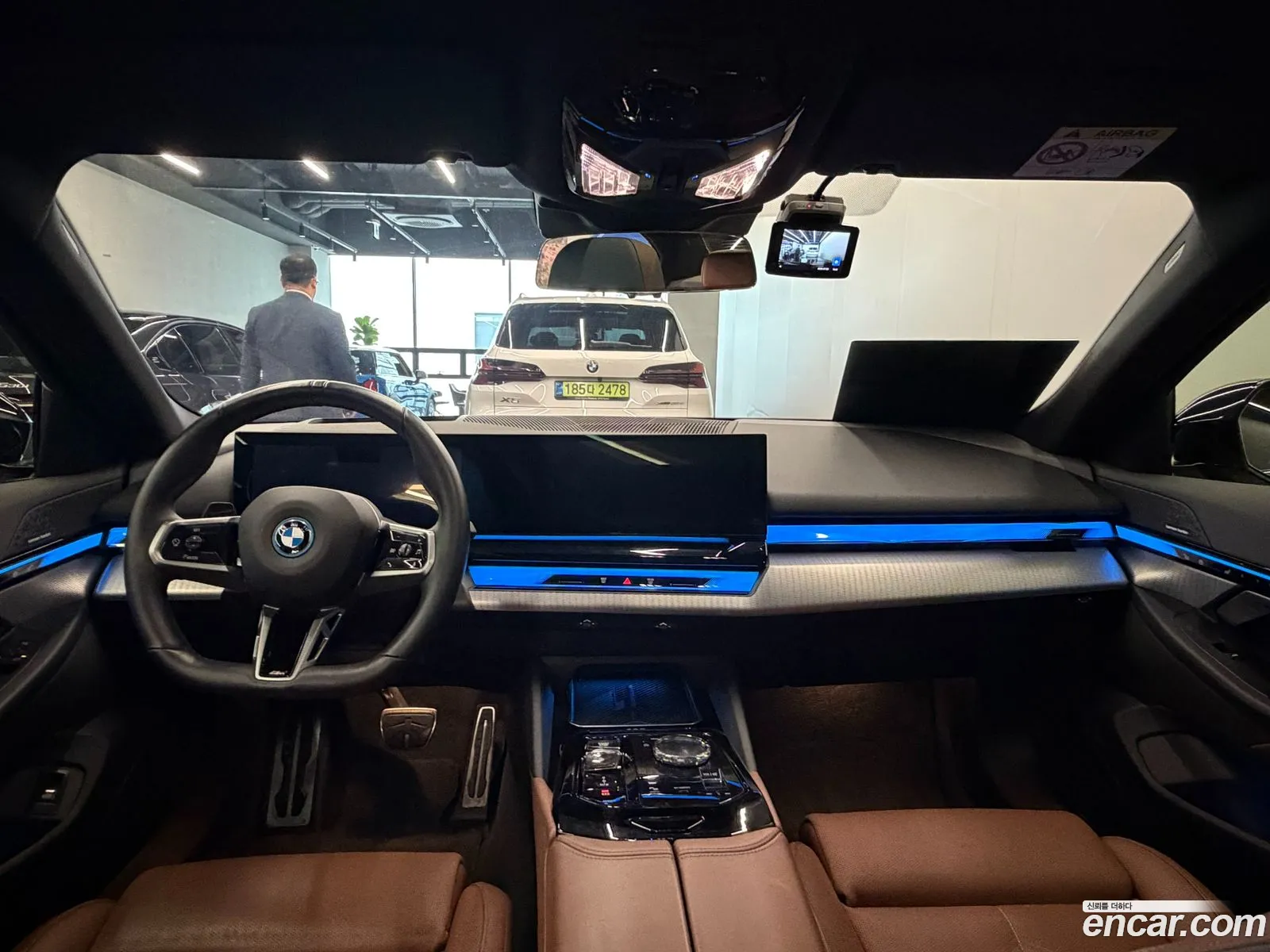 BMW i5