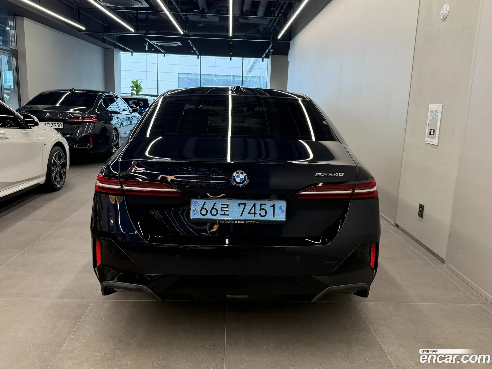 BMW i5