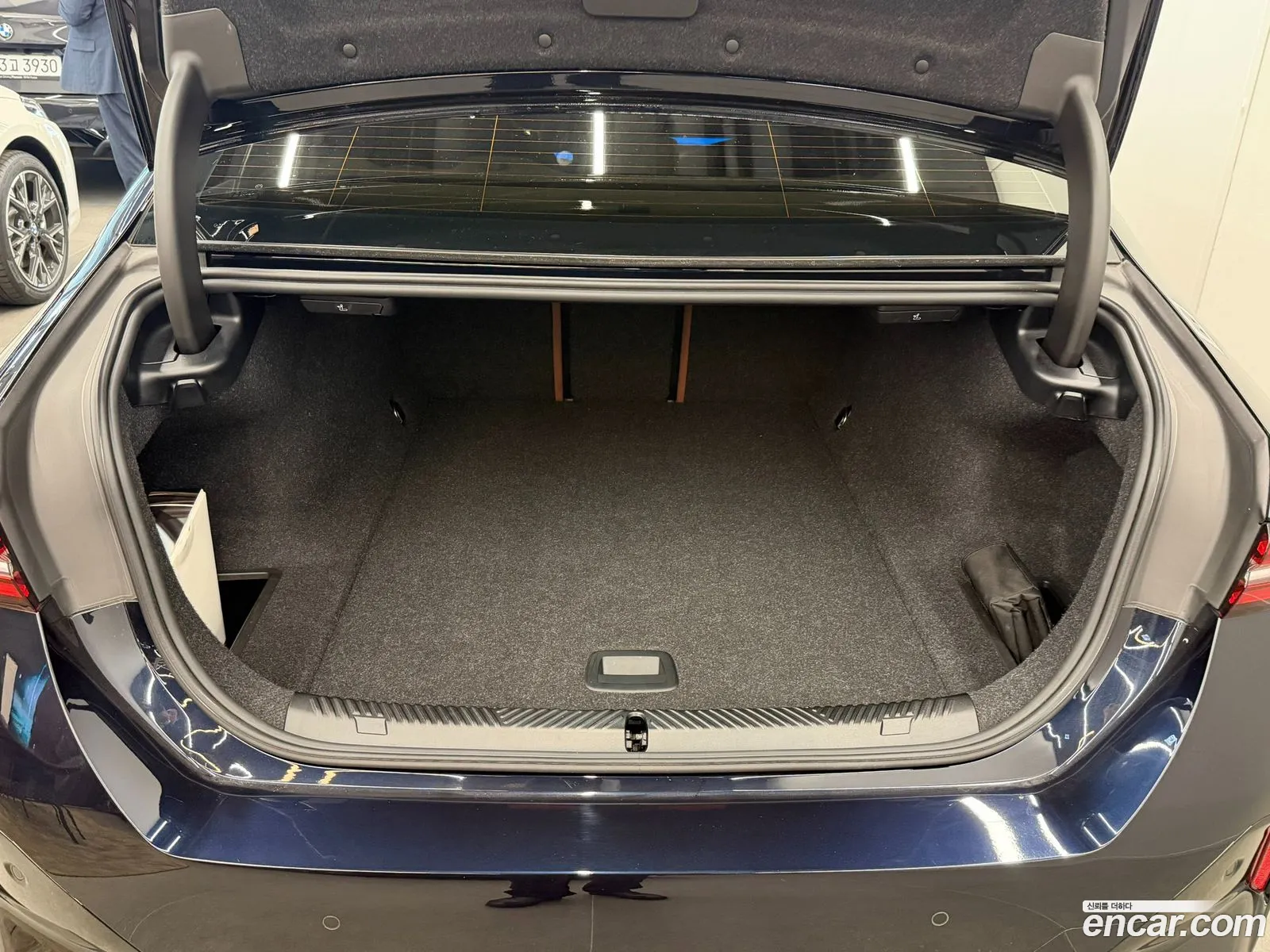 BMW i5 2024 — 8