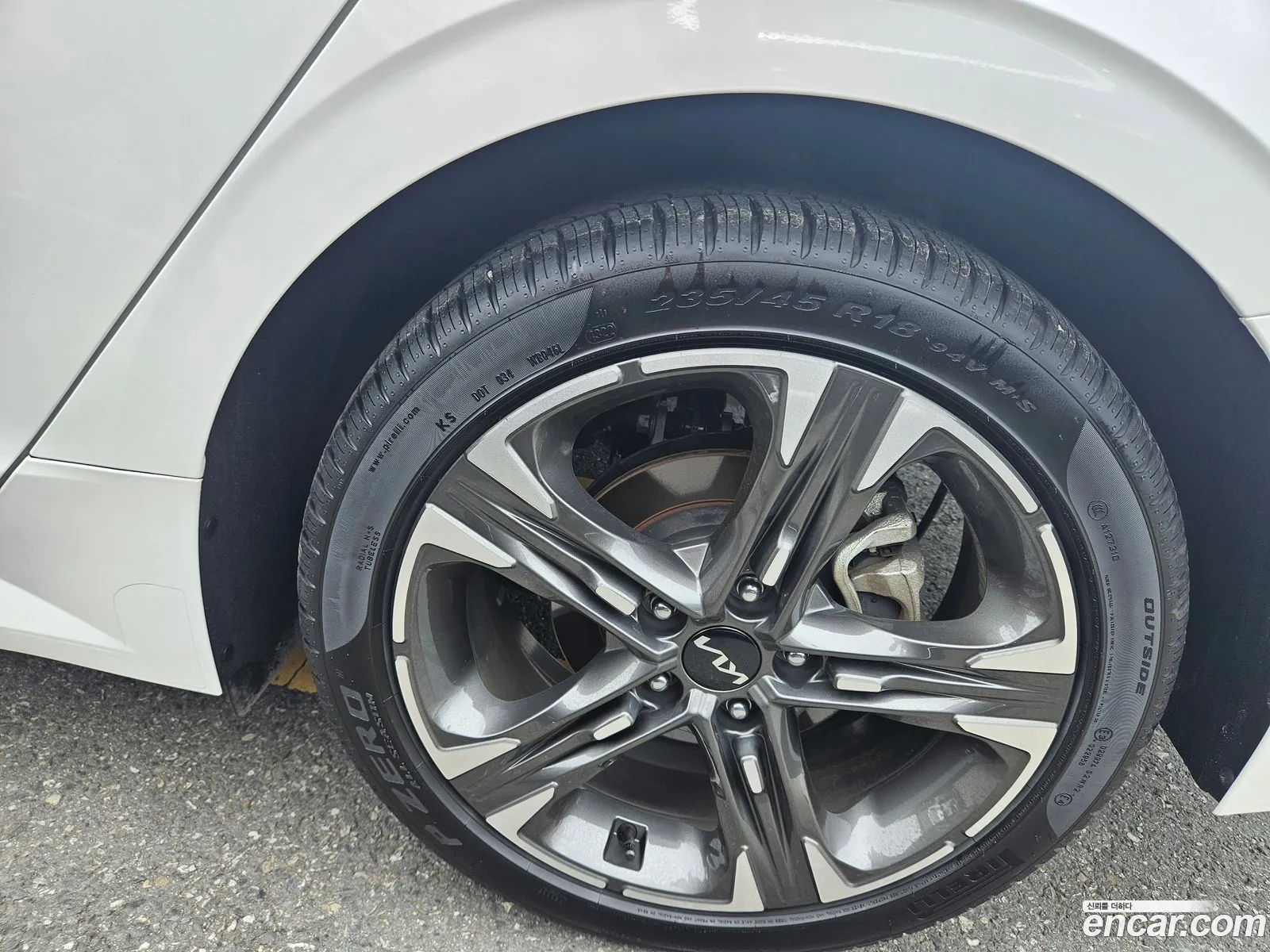 Kia K5 2023 — 3